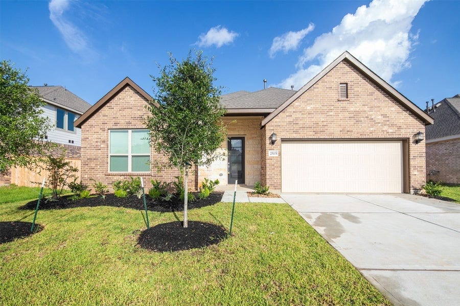 Property photo for 2515 Olivine Stone Drive, Rosenberg, TX