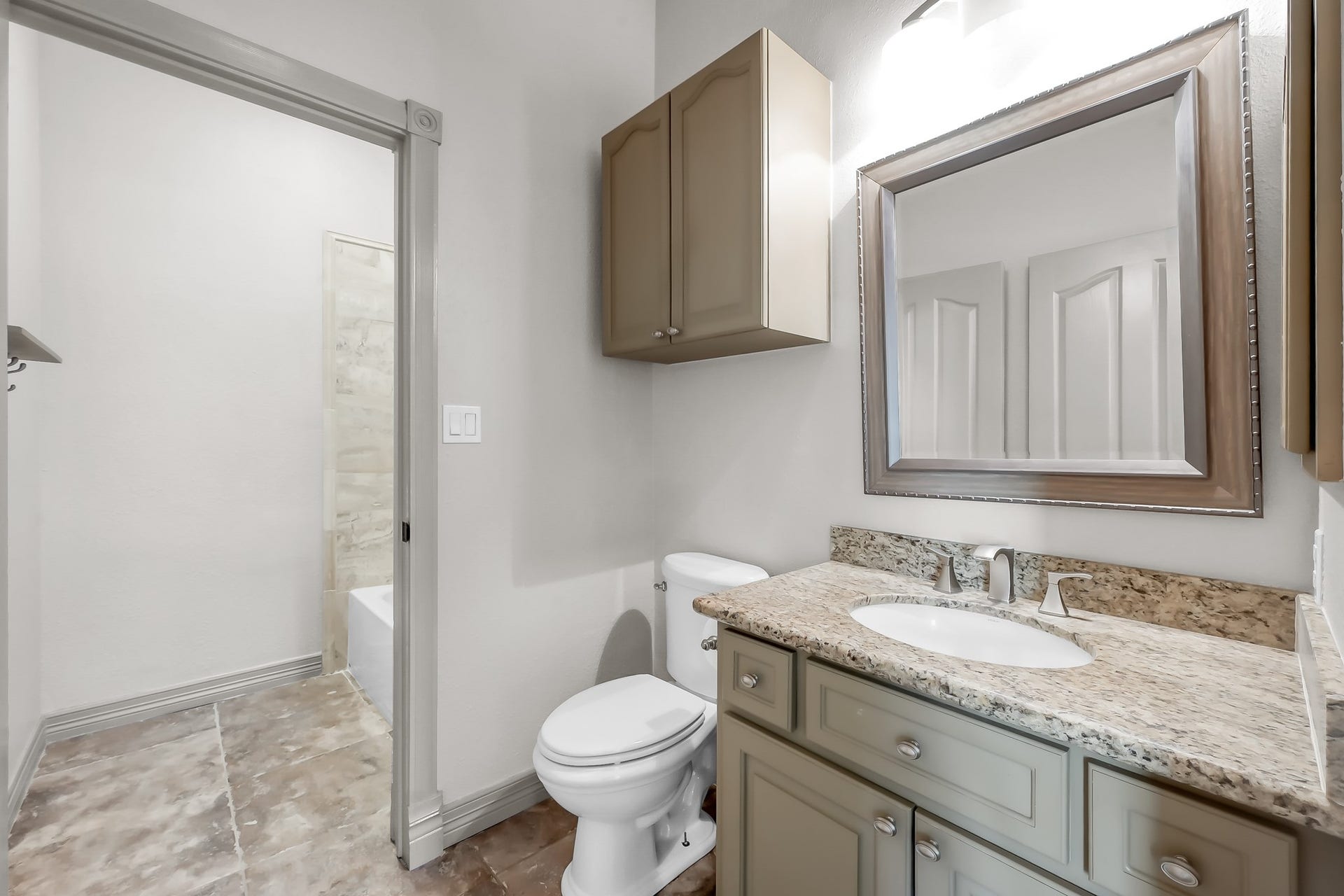 12758 Aries Loop Loop, Willis, TX 77318 Third Bathroom Downstairs