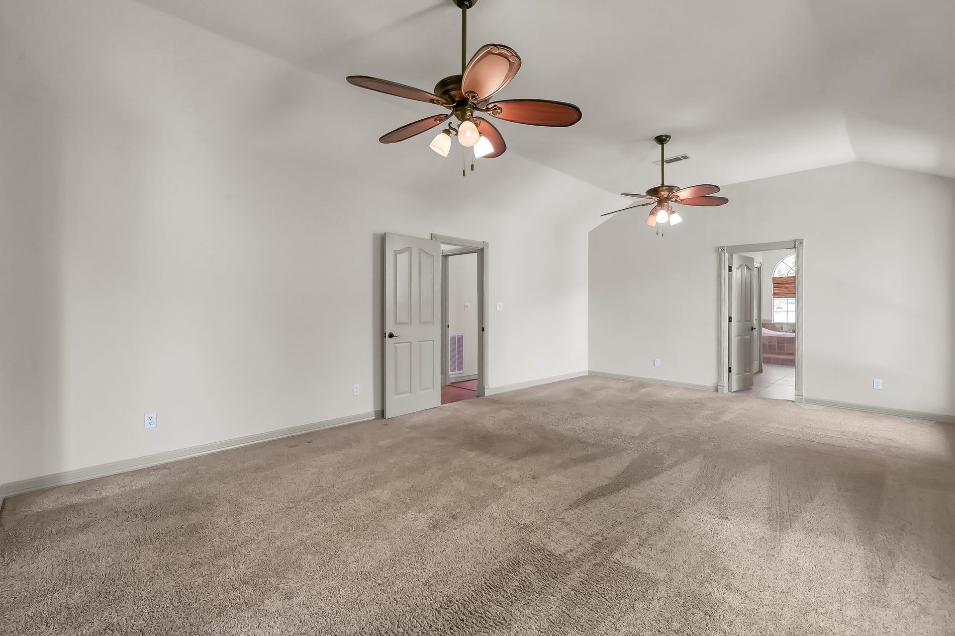 12758 Aries Loop Loop, Willis, TX 77318 Primary Bedroom is just off Sunroom