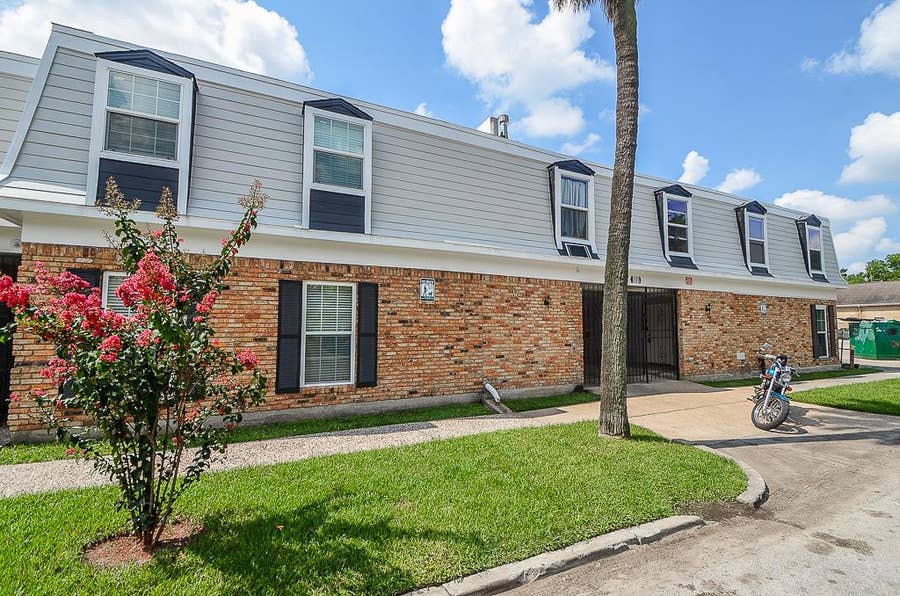 Property photo for 1423 Hawthorne, #16, Houston, TX