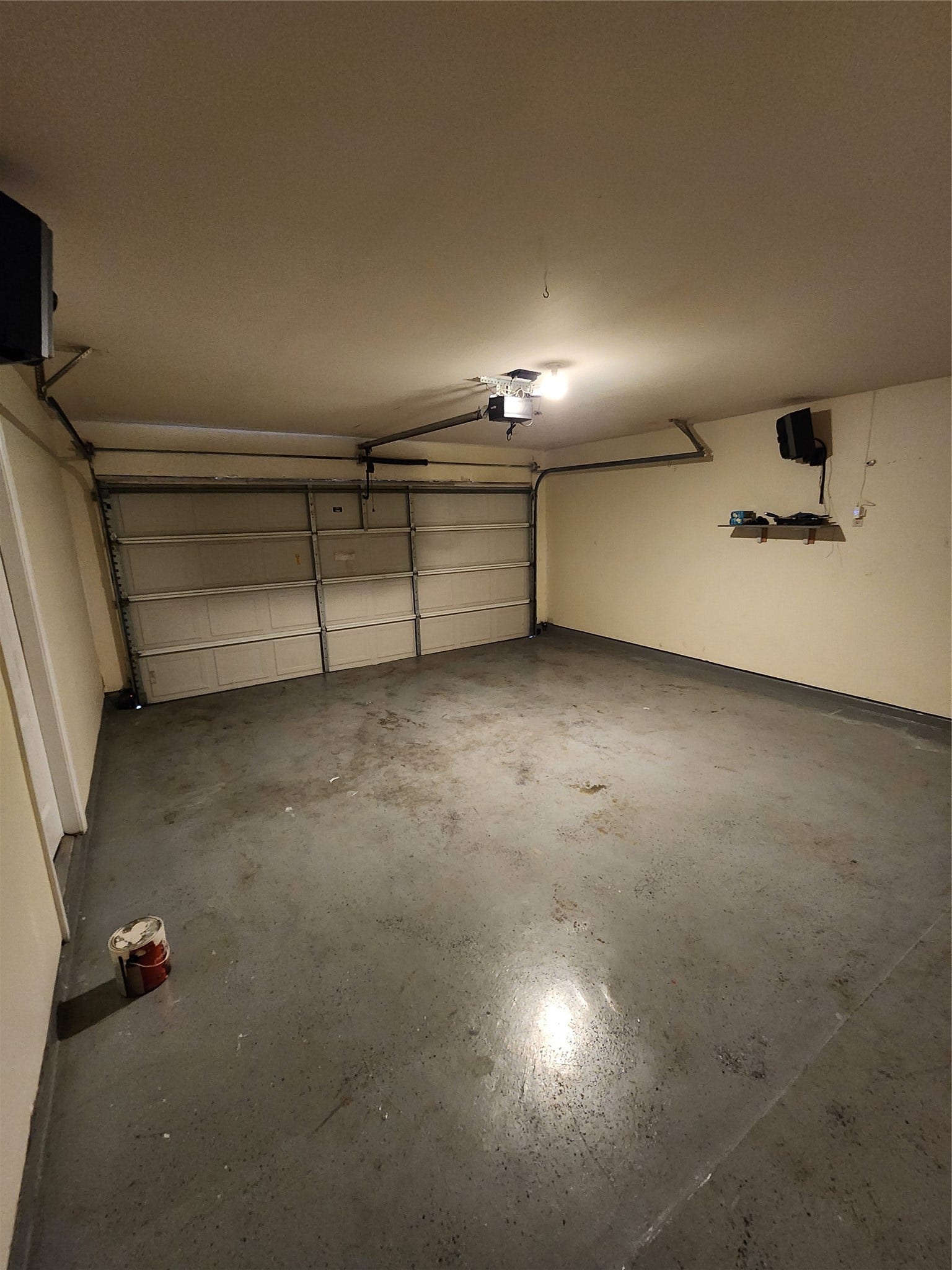 4713 E Meadow Drive, Deer Park, TX 77536 Garage