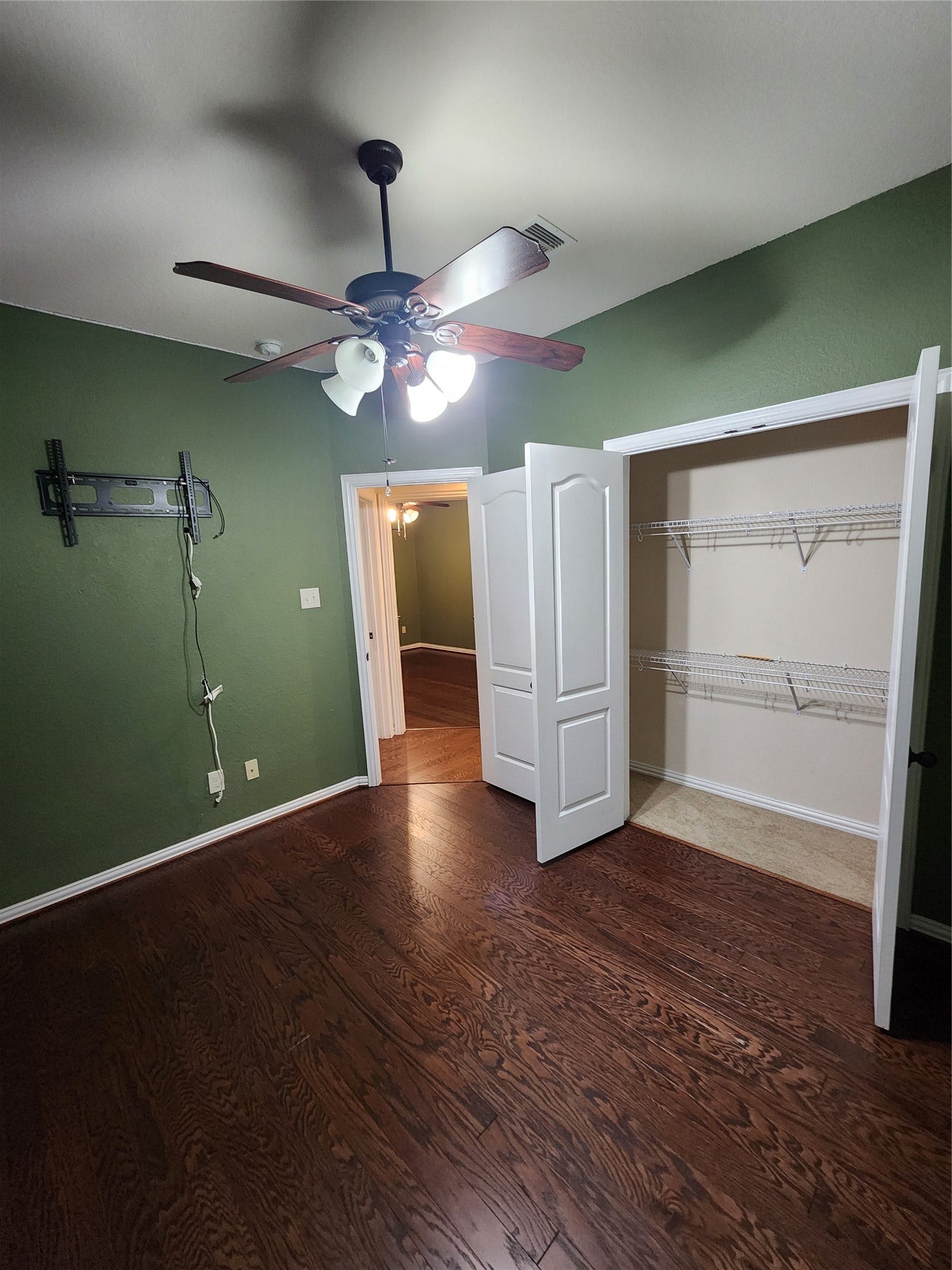 4713 E Meadow Drive, Deer Park, TX 77536 Bedroom 2