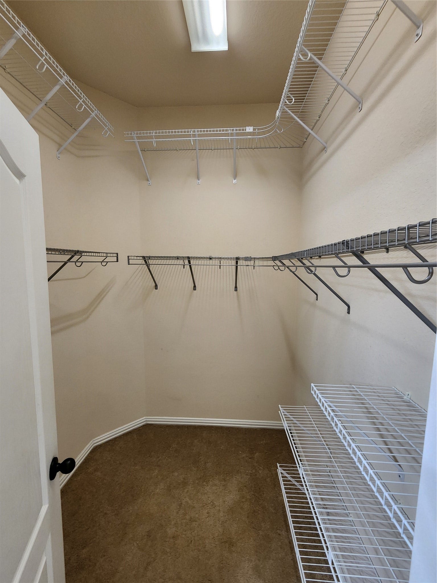 4713 E Meadow Drive, Deer Park, TX 77536 Primary Closet