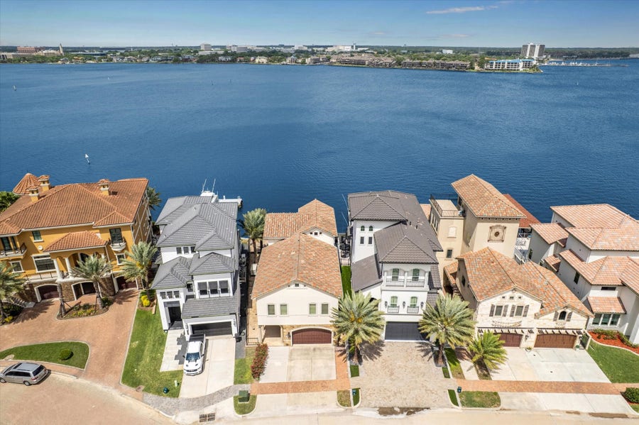 Property photo for 2466 Beacon Circle, League City, TX