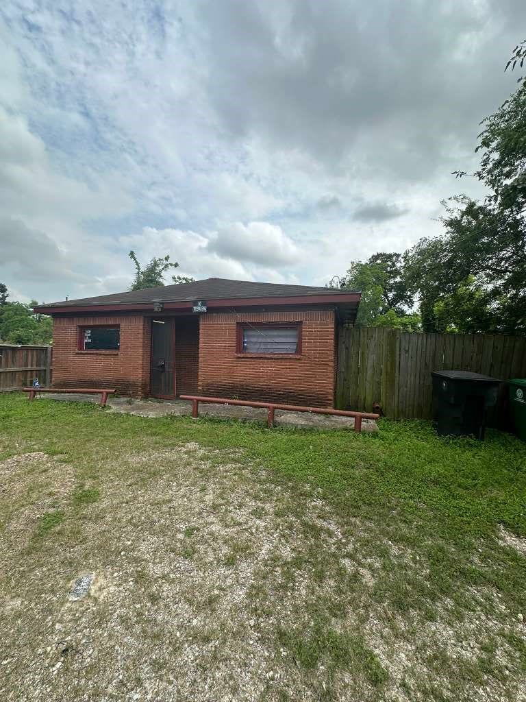Property photo for 5514 Weaver Road, Houston, TX