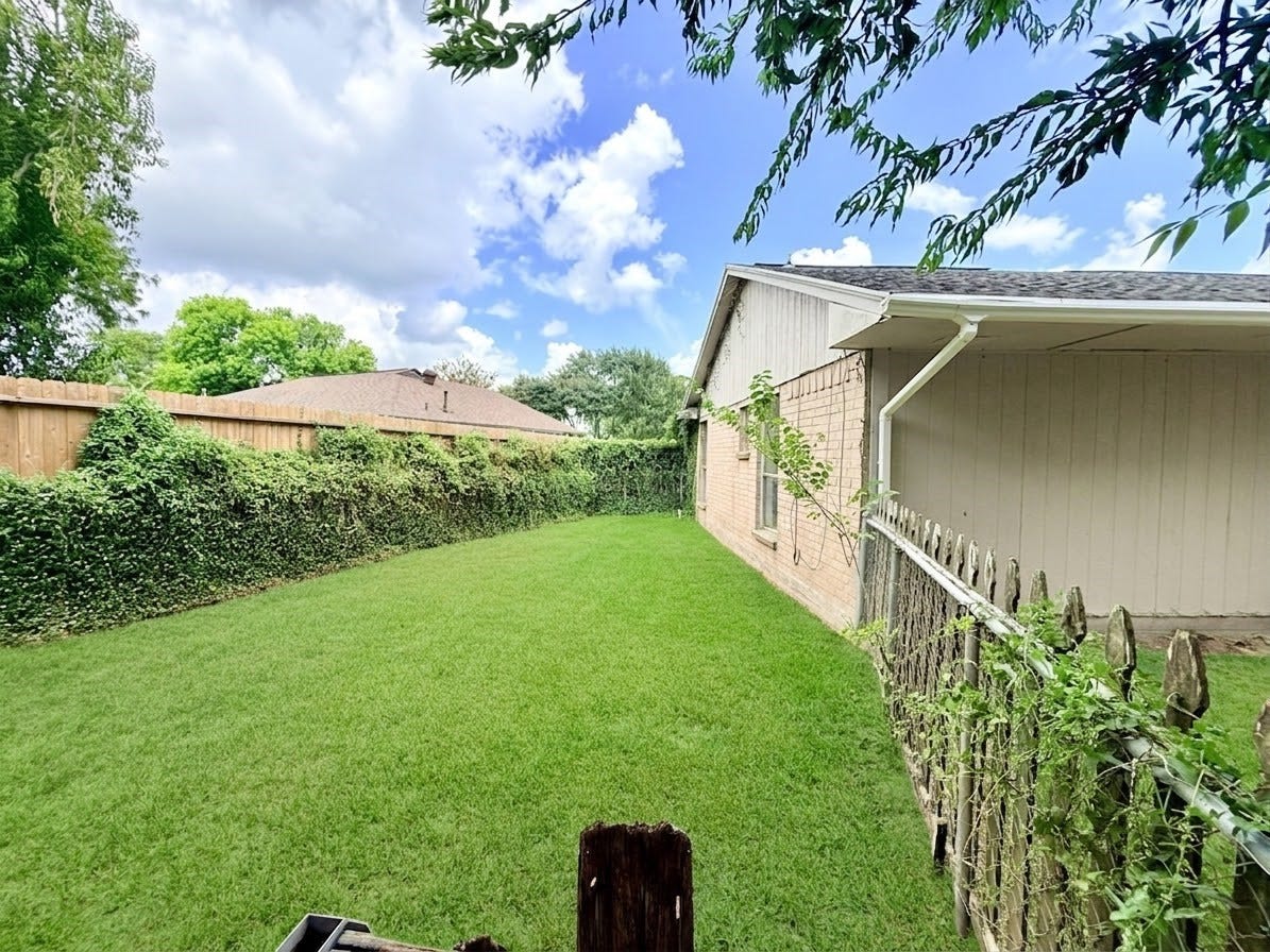 1014 Pimlico Drive, Pearland, TX 77584 1014 Pimlico Drive, Pearland, TX 77584