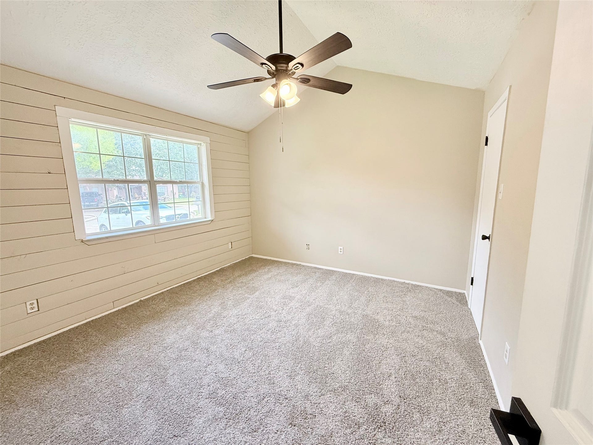 1014 Pimlico Drive, Pearland, TX 77584 1014 Pimlico Drive, Pearland, TX 77584