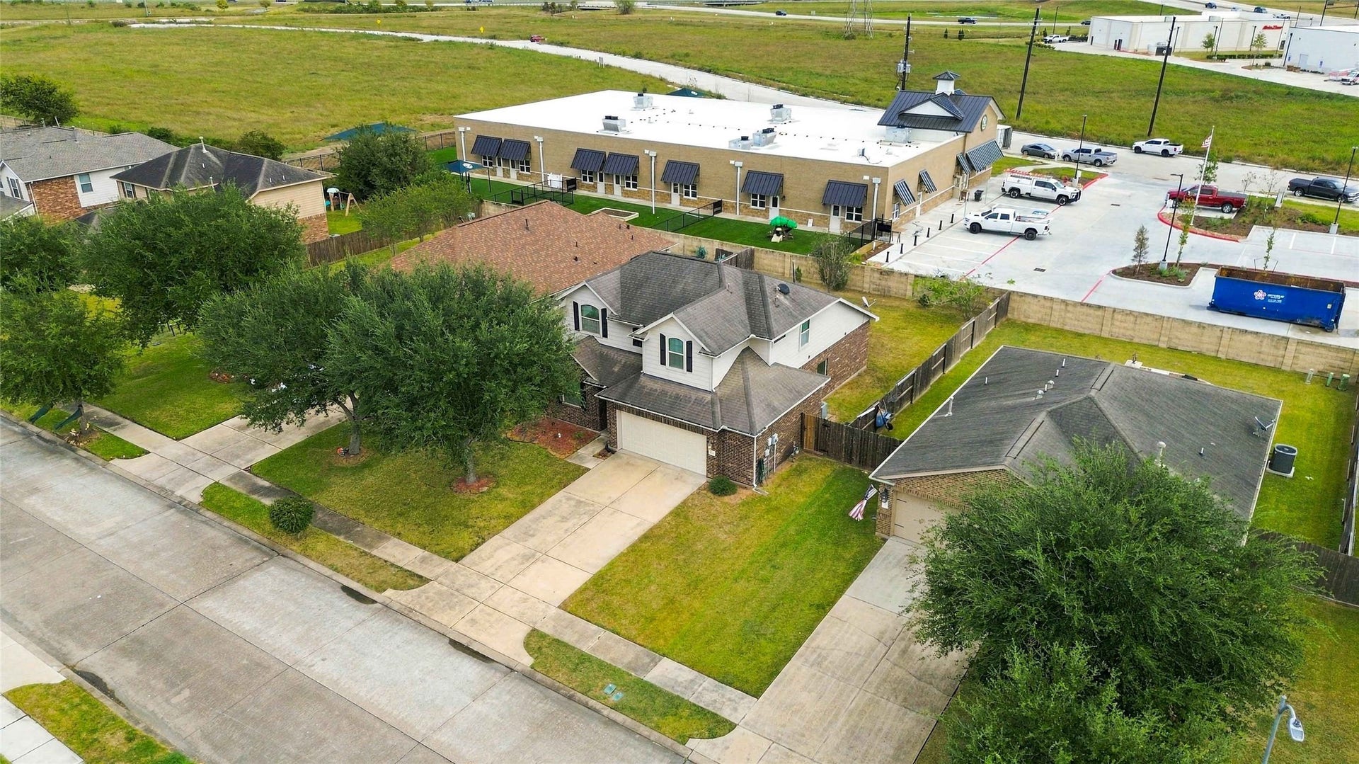 9707 Golden Cypress Drive, Rosharon, TX 77583 9707 Golden Cypress Drive, Rosharon, TX 77583