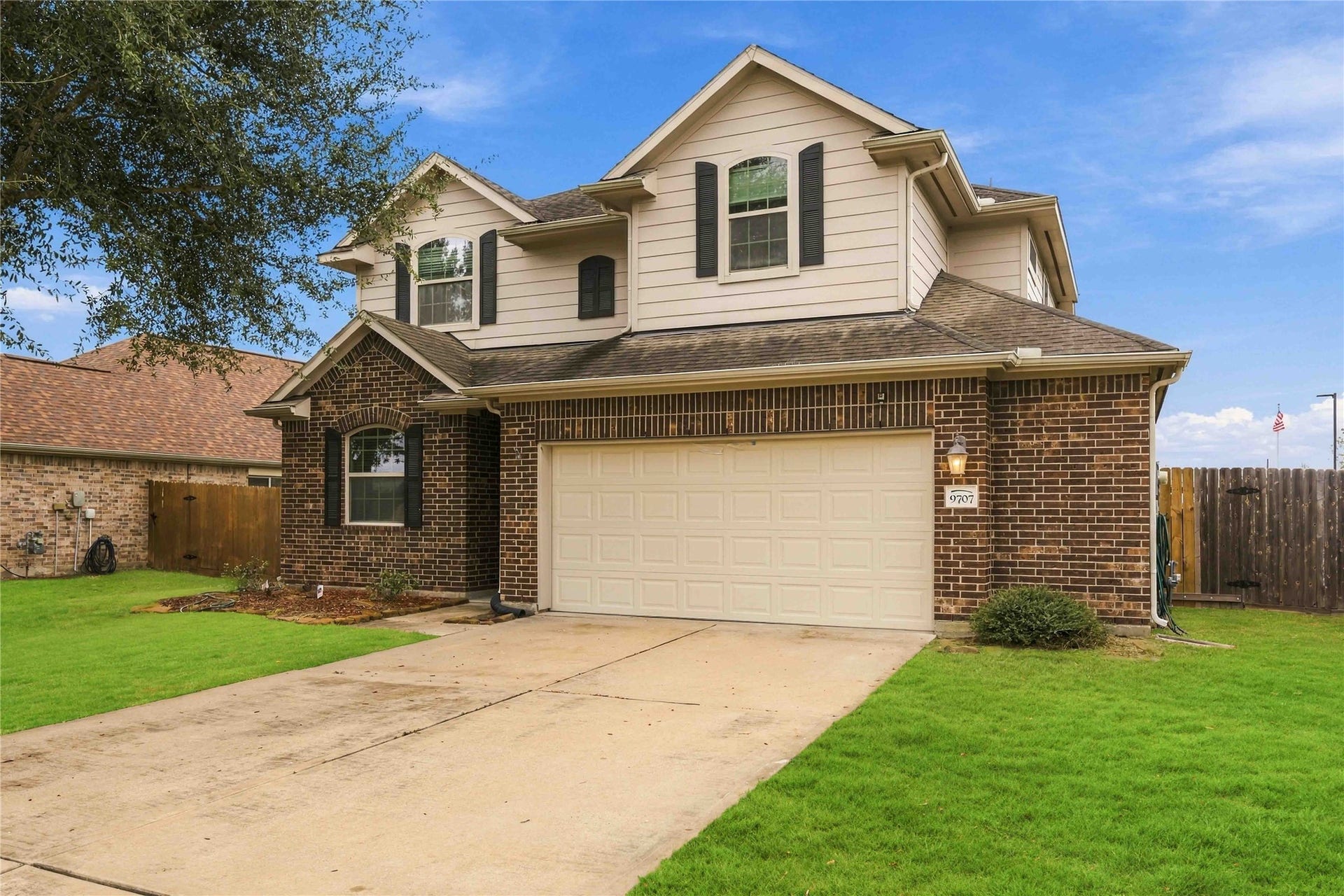 9707 Golden Cypress Drive, Rosharon, TX 77583 9707 Golden Cypress Drive, Rosharon, TX 77583