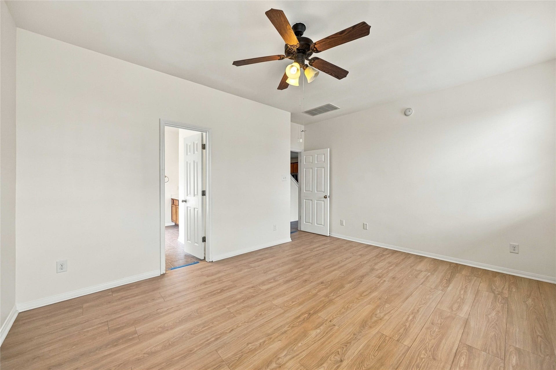 9707 Golden Cypress Drive, Rosharon, TX 77583 9707 Golden Cypress Drive, Rosharon, TX 77583