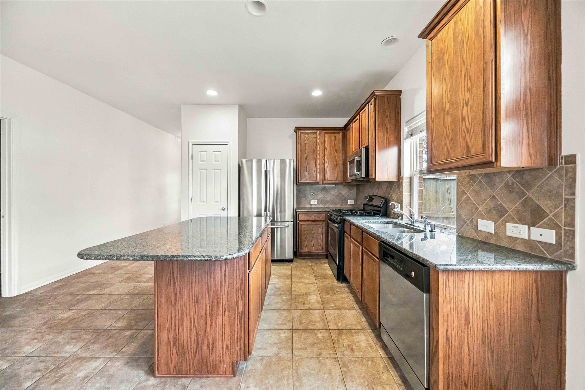 9707 Golden Cypress Drive, Rosharon, TX 77583 9707 Golden Cypress Drive, Rosharon, TX 77583