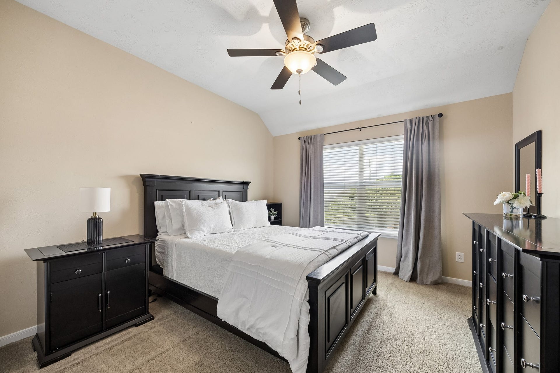 26251 Caper Meadow Lane, Katy, TX 77494 Upstairs is an additional bedroom with vaulted ceiling and has a light/fan.