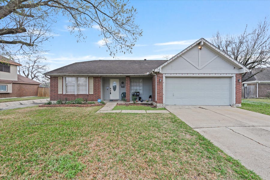 Property photo for 151 E Forest Lane, Houston, TX
