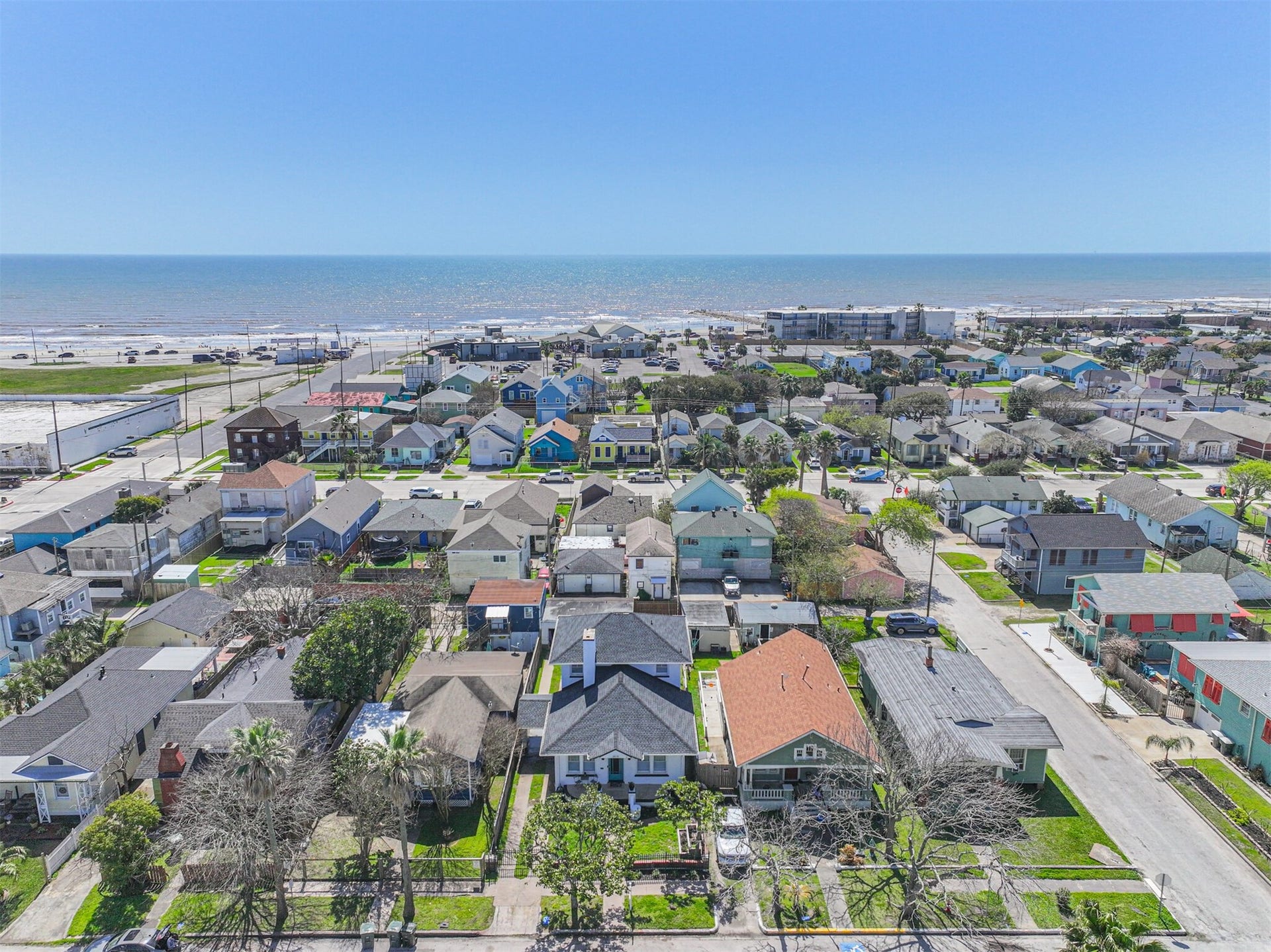 3519 Avenue R 1/2, Galveston, TX 77550 3519 Avenue R 1/2, Galveston, TX 77550