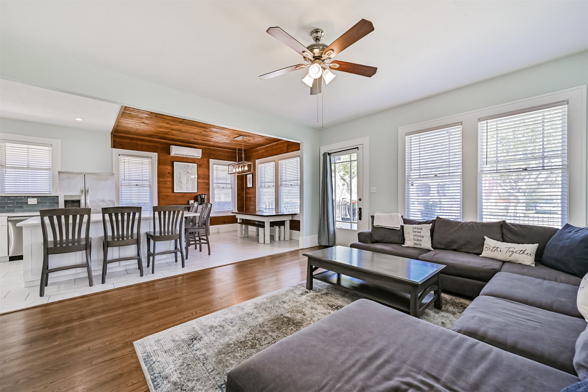 3519 Avenue R 1/2, Galveston, TX 77550 Open layout from living room looking into the kitchen.