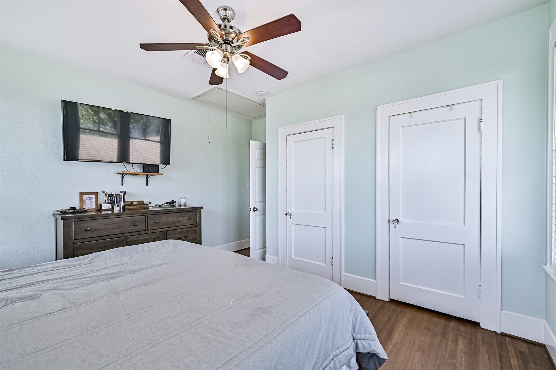 3519 Avenue R 1/2, Galveston, TX 77550 3519 Avenue R 1/2, Galveston, TX 77550