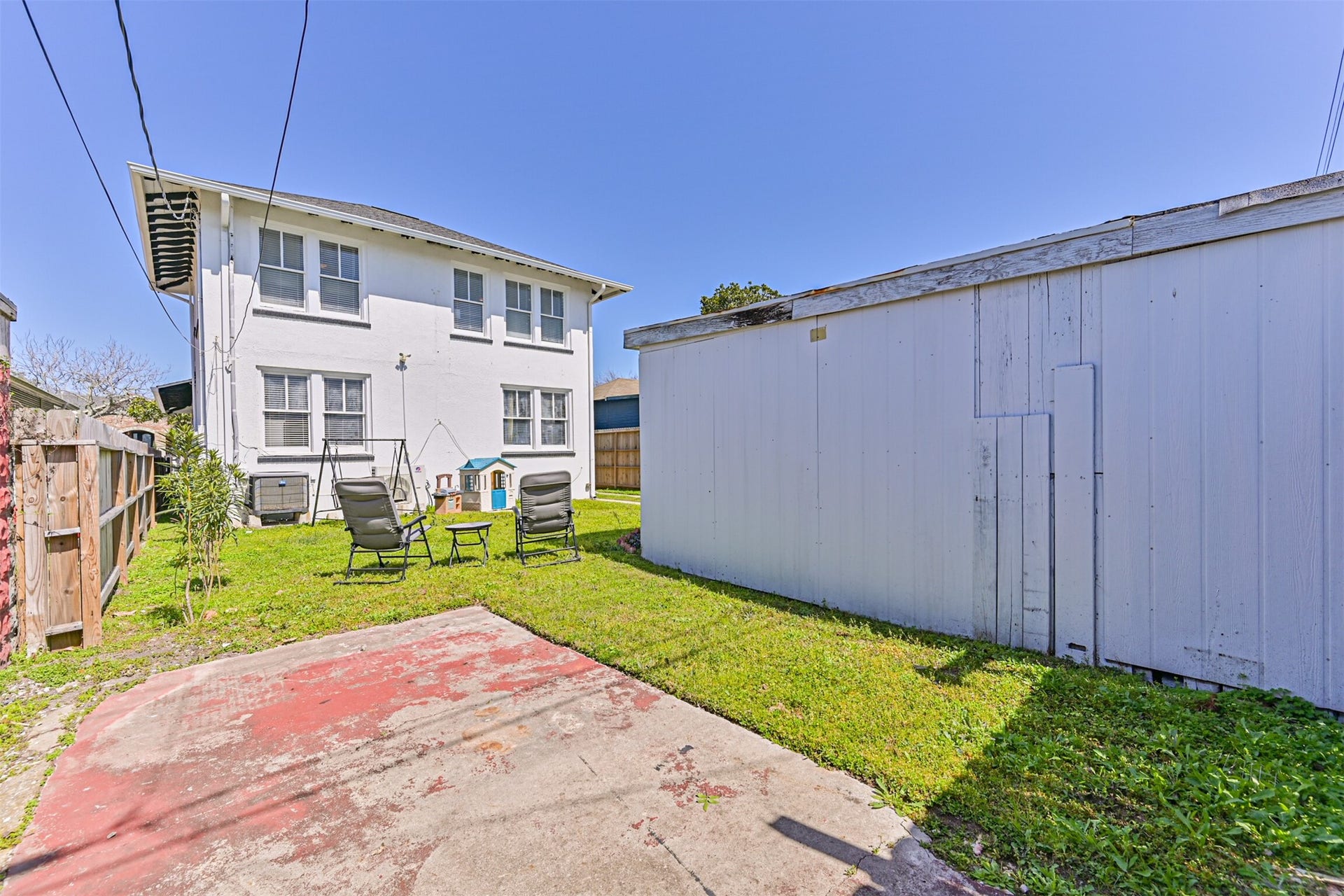 3519 Avenue R 1/2, Galveston, TX 77550 3519 Avenue R 1/2, Galveston, TX 77550