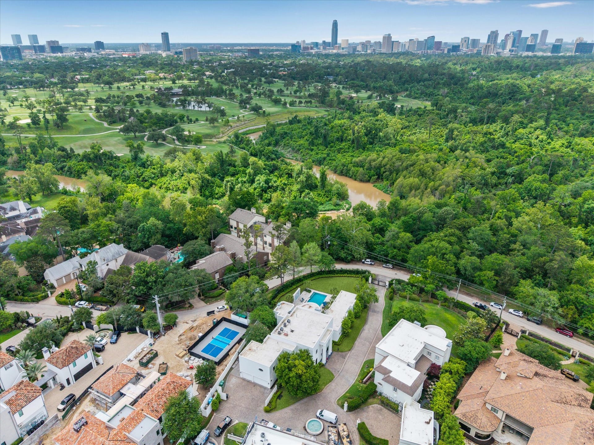 24 Crestwood Drive, Houston, TX 77007 24 Crestwood Drive, Houston, TX 77007