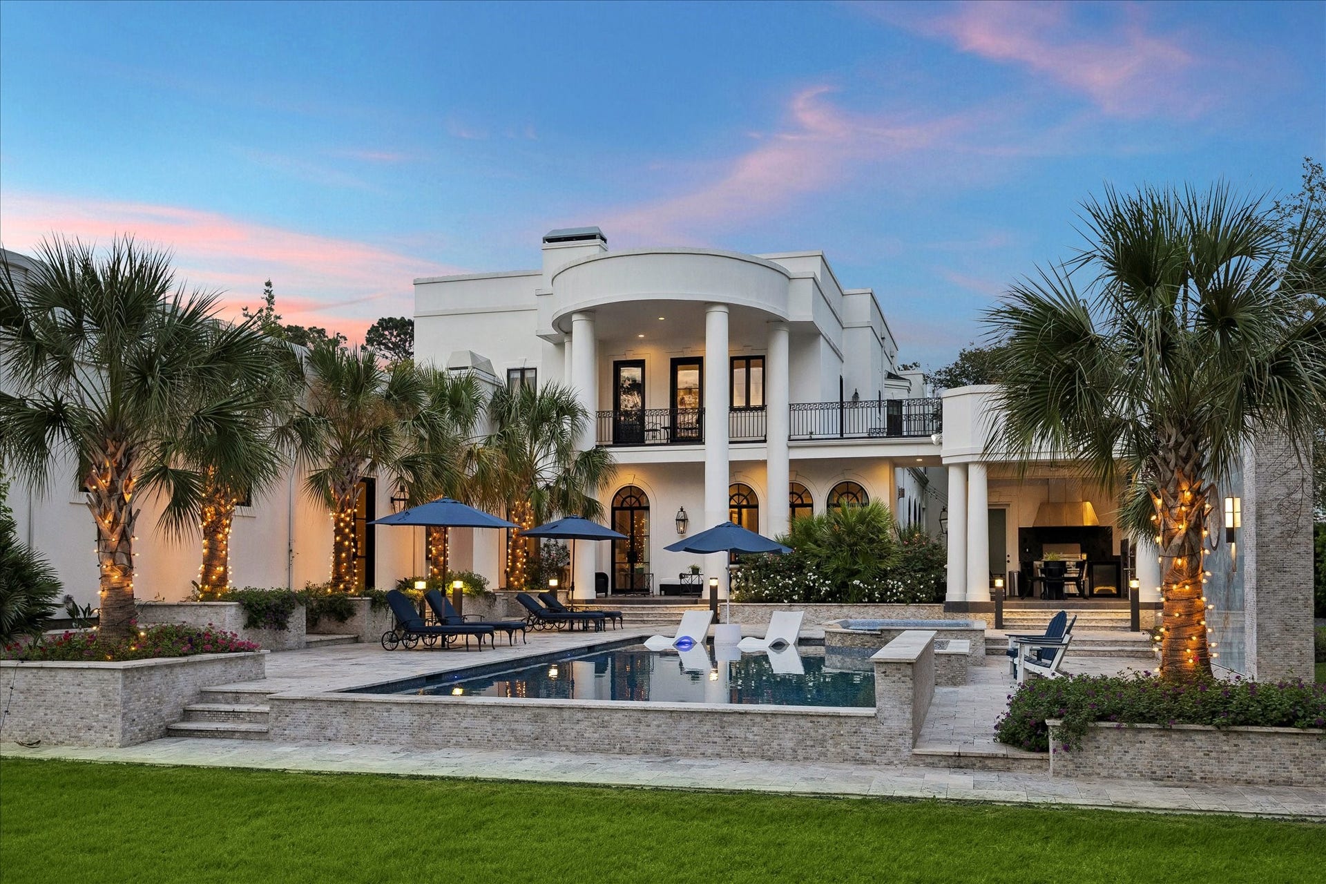 24 Crestwood Drive, Houston, TX 77007 24 Crestwood Drive, Houston, TX 77007