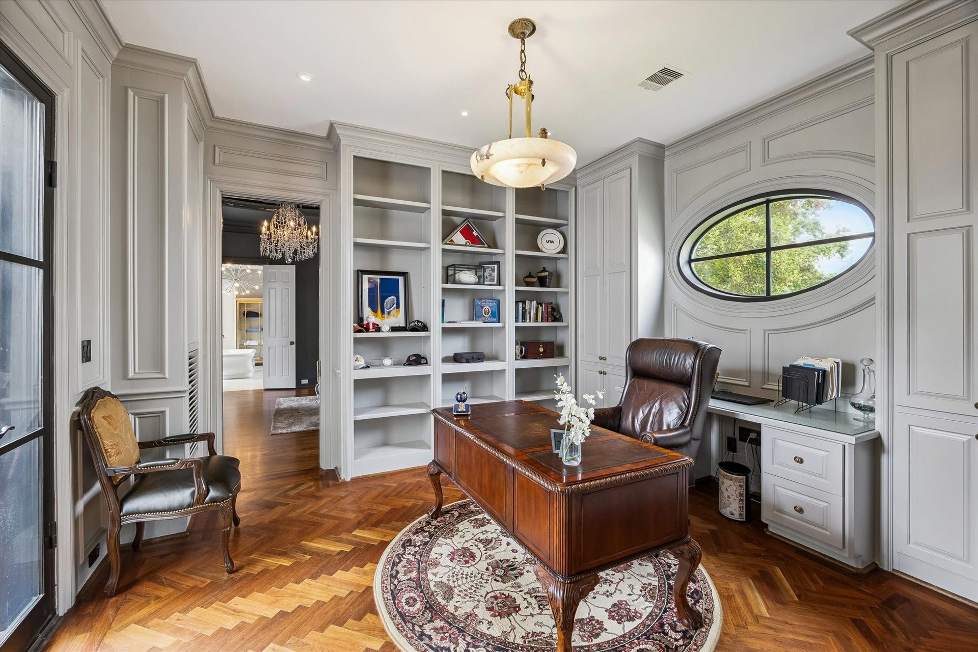 24 Crestwood Drive, Houston, TX 77007 24 Crestwood Drive, Houston, TX 77007