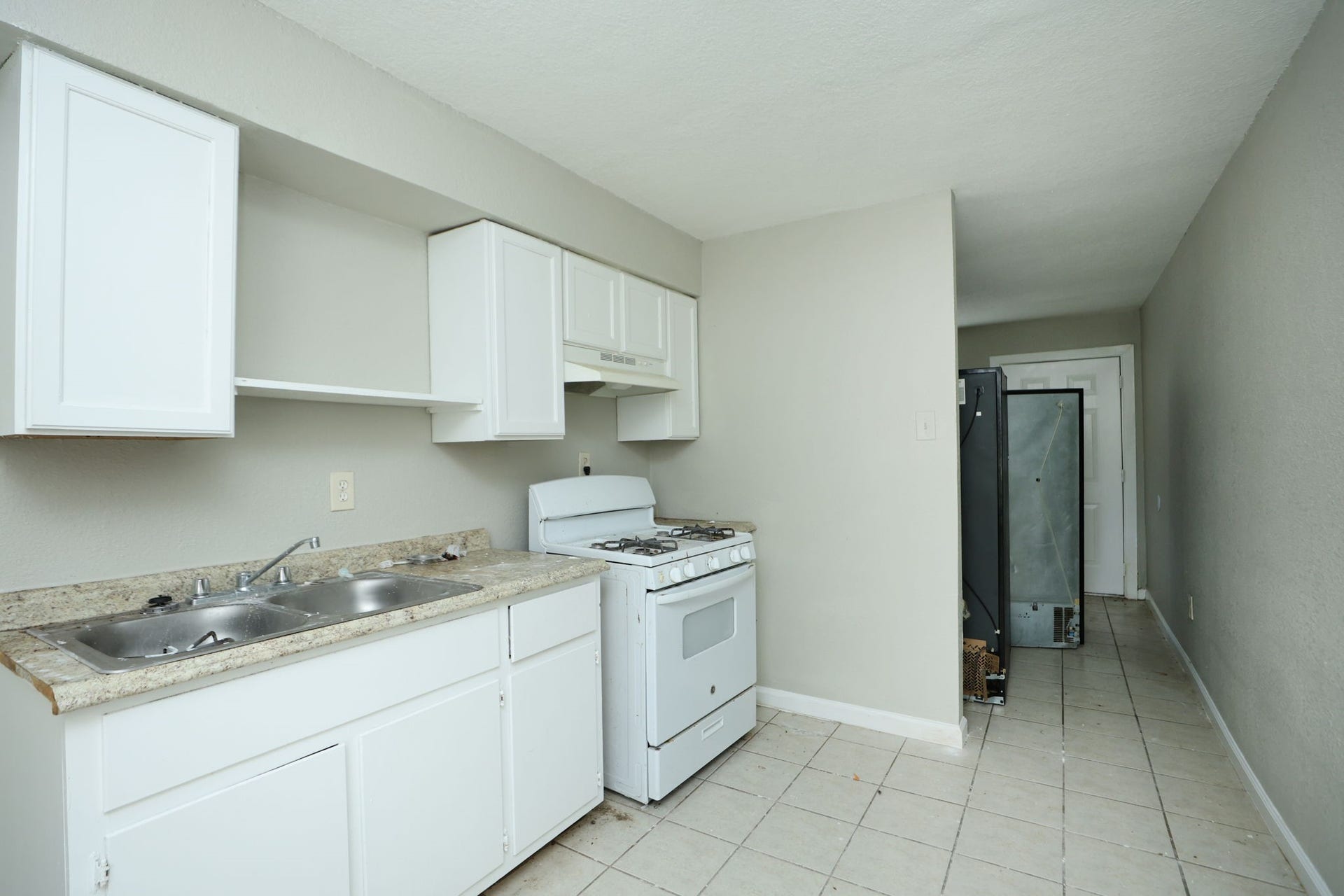 2312 & 2315 Avenue B, #5, Dickinson, TX 77539 2312 & 2315 Avenue B, #5, Dickinson, TX 77539