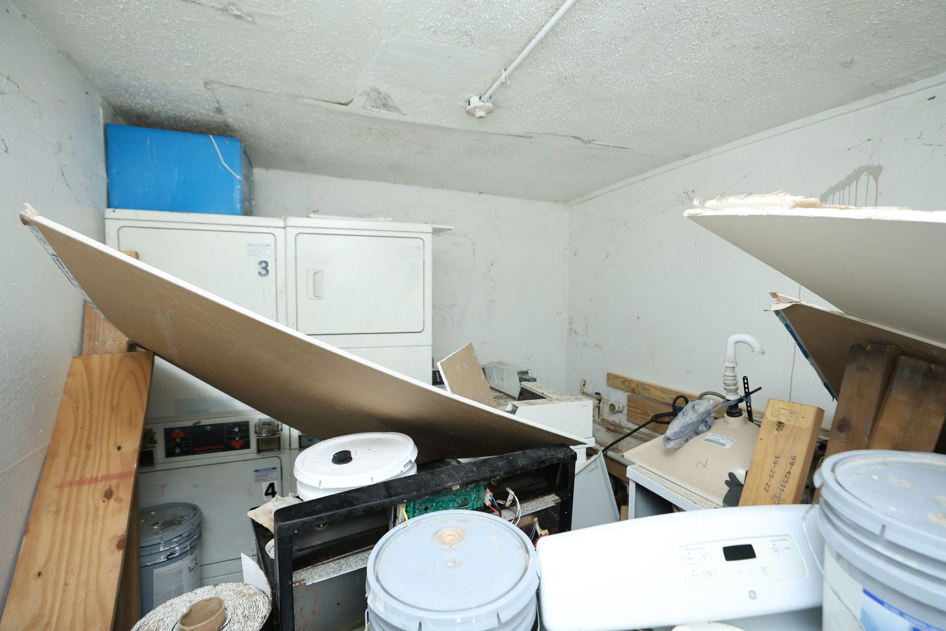 2312 & 2315 Avenue B, #5, Dickinson, TX 77539 Unused laundry facility (currently storage)