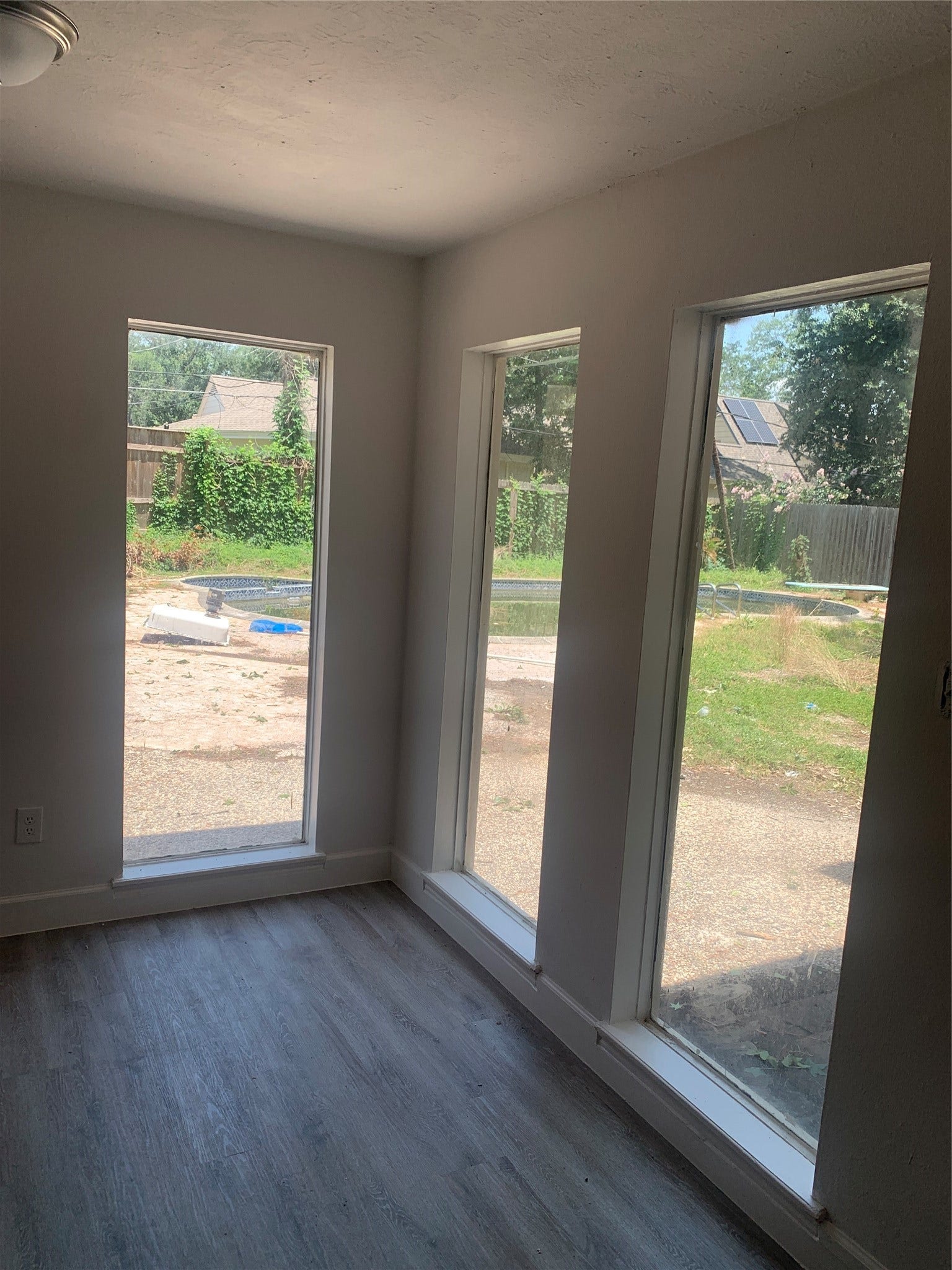 1818 Hamlin Valley Drive, Houston, TX 77090