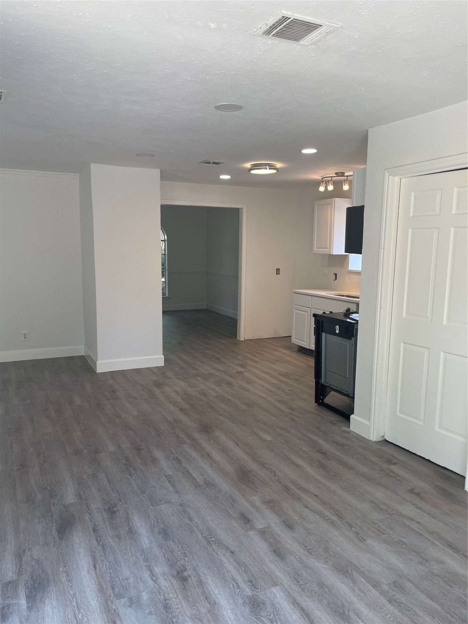 1818 Hamlin Valley Drive, Houston, TX 77090