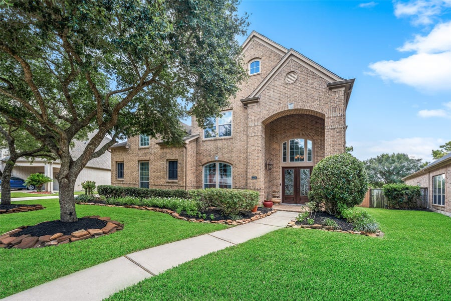Property photo for 12314 Bend Creek Lane, Pearland, TX