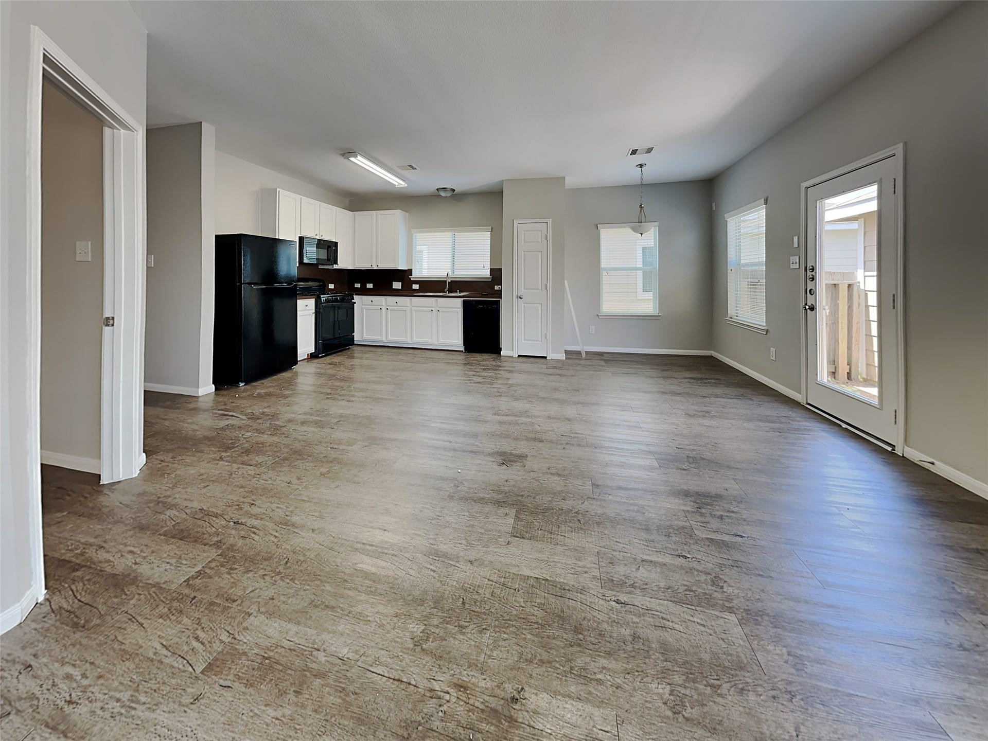 4065 Mossy Place Lane, Spring, TX 77388 4065 Mossy Place Lane, Spring, TX 77388