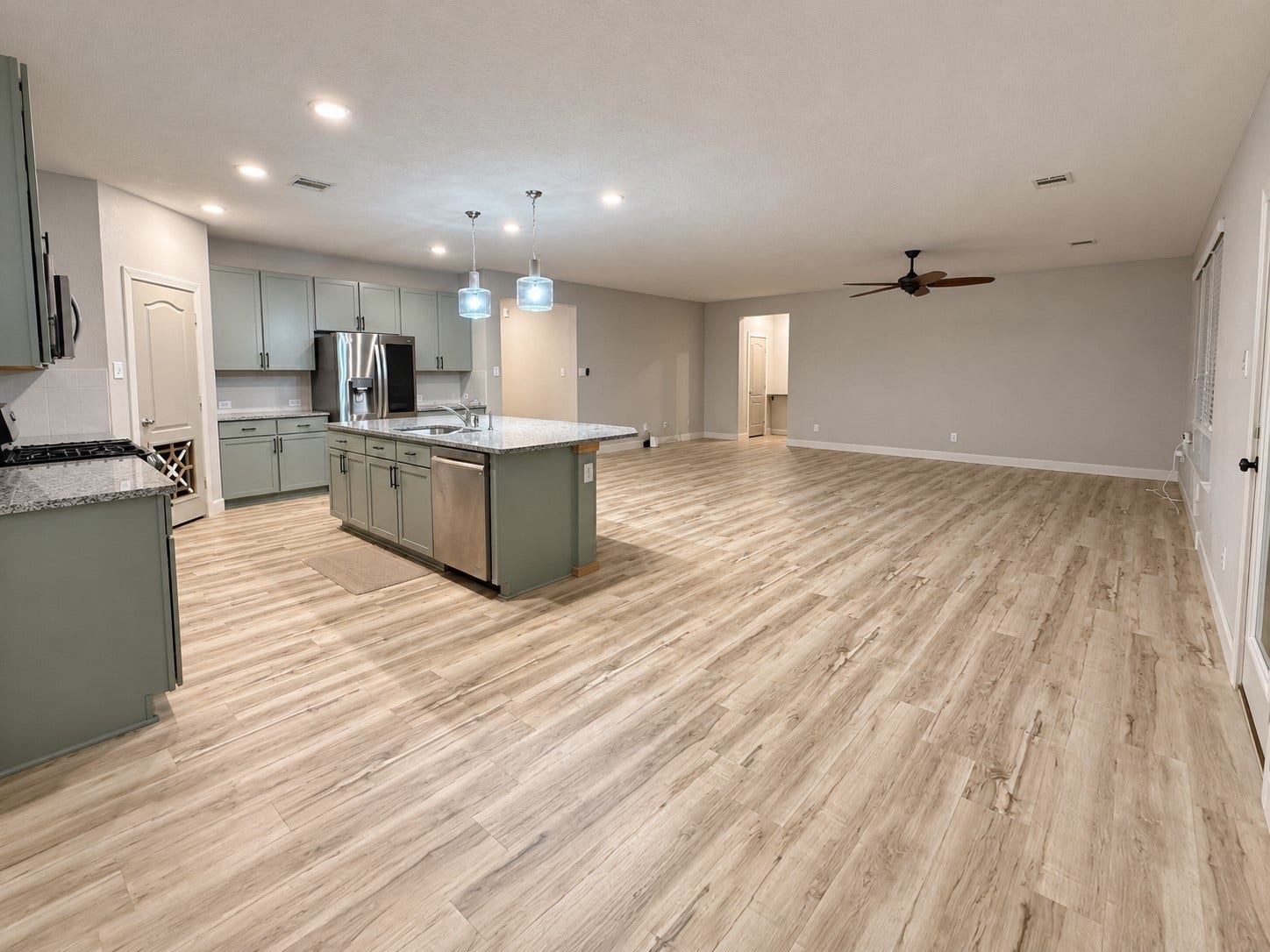 3502 Pentland Downs Street, Pearland, TX 77584 3502 Pentland Downs Street, Pearland, TX 77584