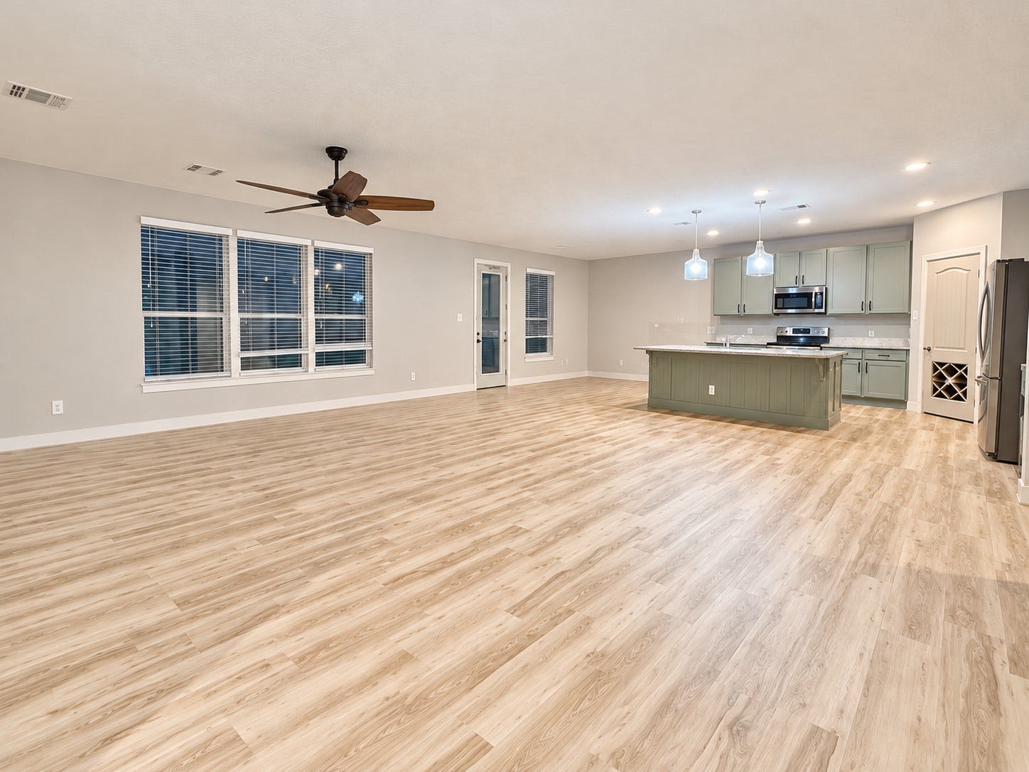 3502 Pentland Downs Street, Pearland, TX 77584 3502 Pentland Downs Street, Pearland, TX 77584