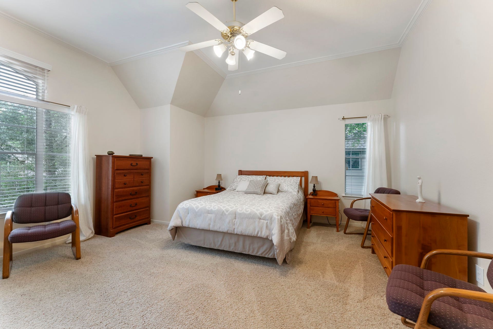 74 E Greywing Circle, The Woodlands, TX 77382 another view of the primary bedroom