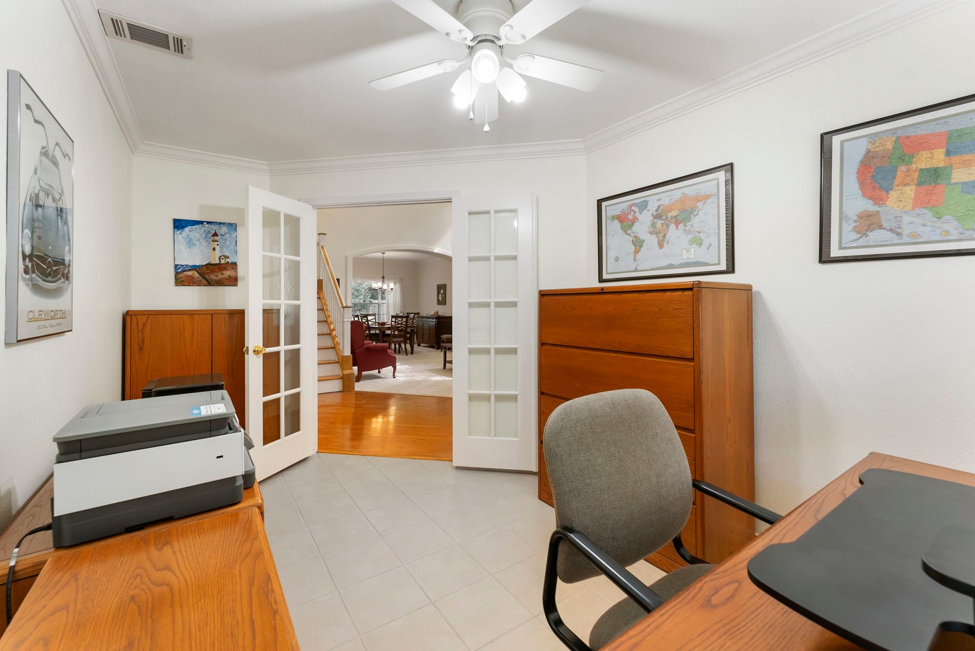 74 E Greywing Circle, The Woodlands, TX 77382 the study furniture is available for purchase.