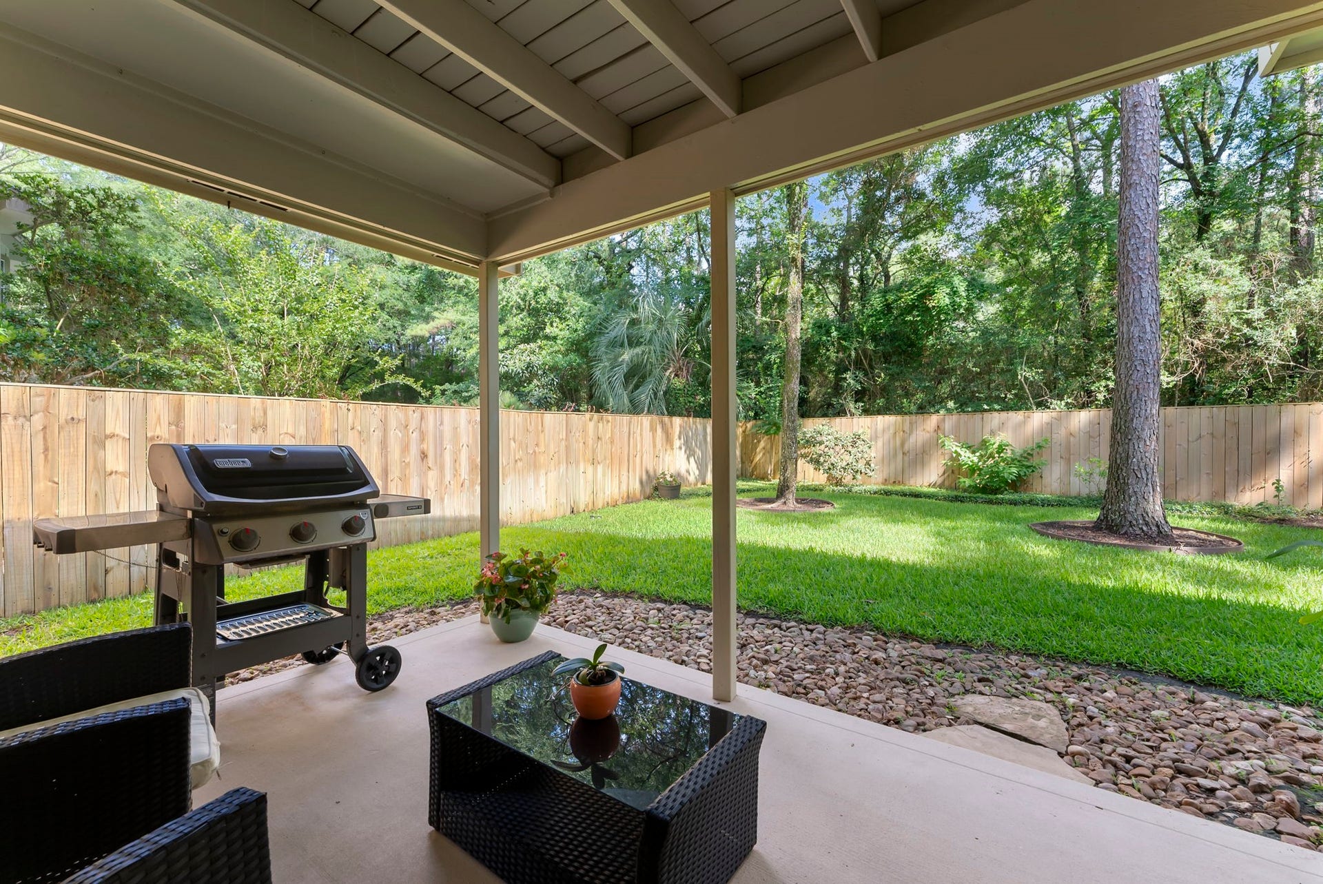 74 E Greywing Circle, The Woodlands, TX 77382 Thank you for taking a look at the photos, now you need to come see it for yourself~