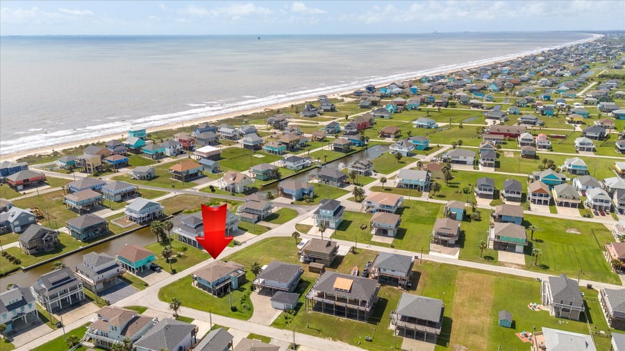 Property photo for 2619 Tide Drive, Crystal Beach, TX