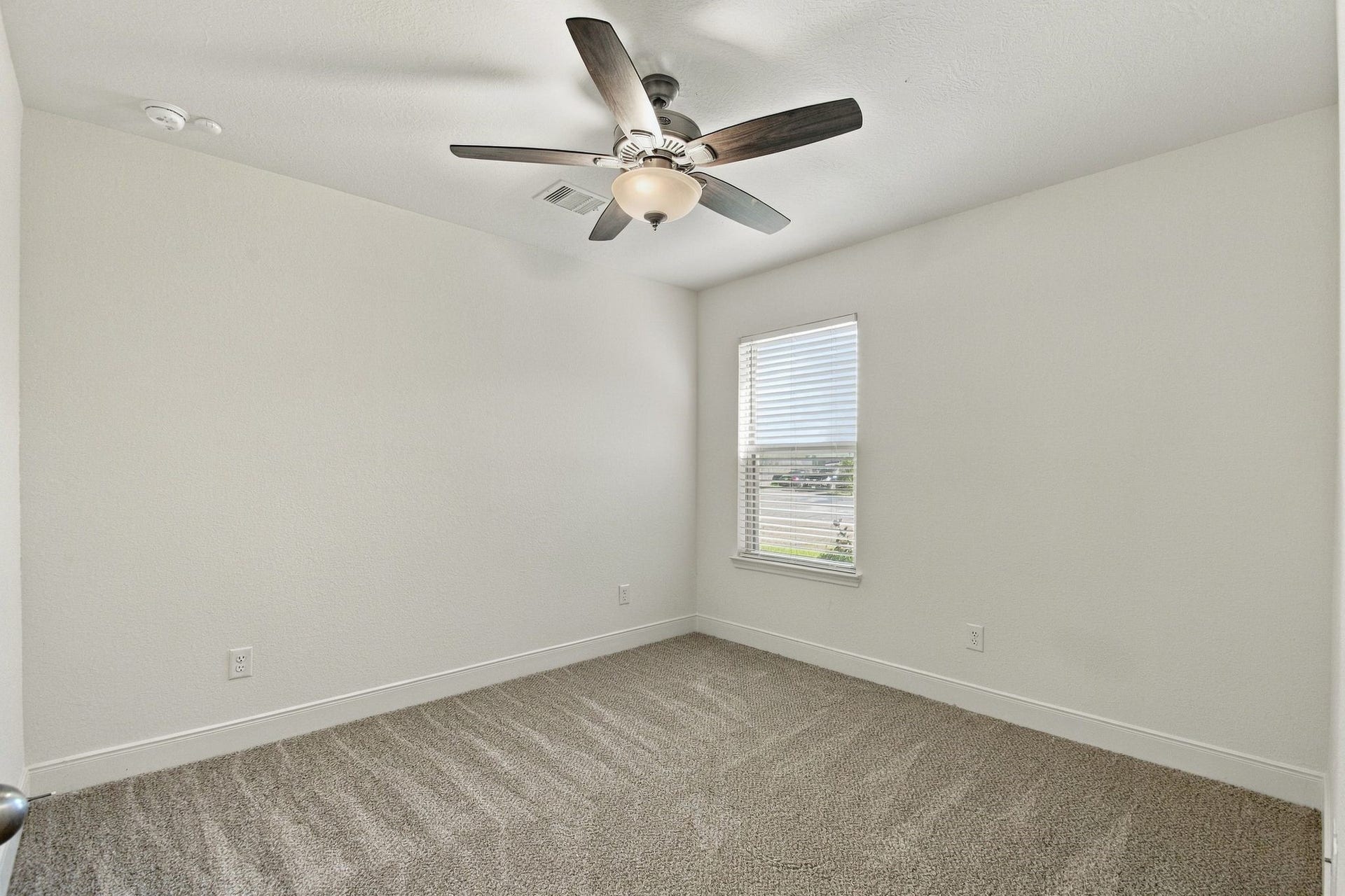 12906 Zivah Lane, Houston, TX 77048 12906 Zivah Lane, Houston, TX 77048