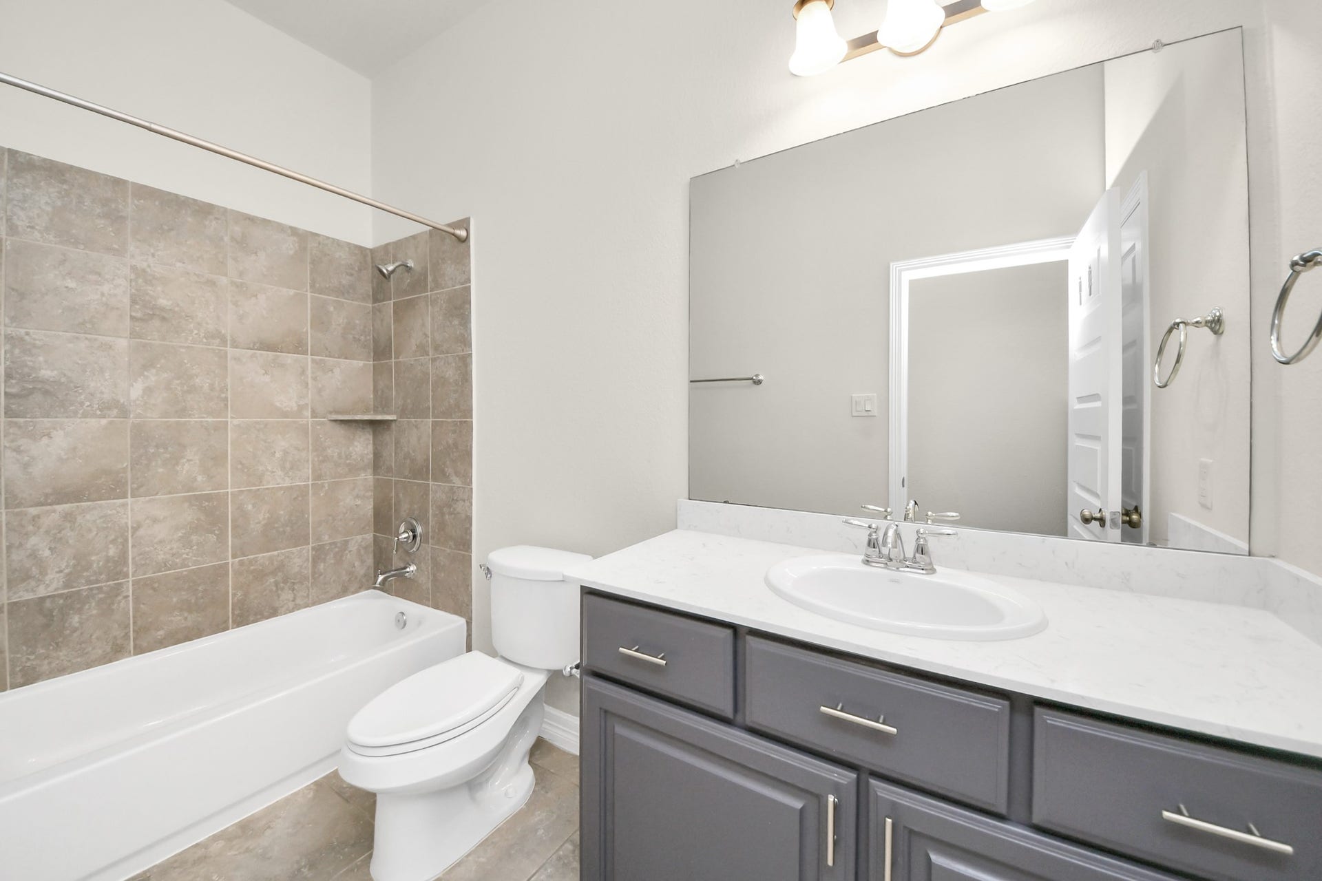 139 Round Lake Drive, Rosenberg, TX 77469 139 Round Lake Drive, Rosenberg, TX 77469