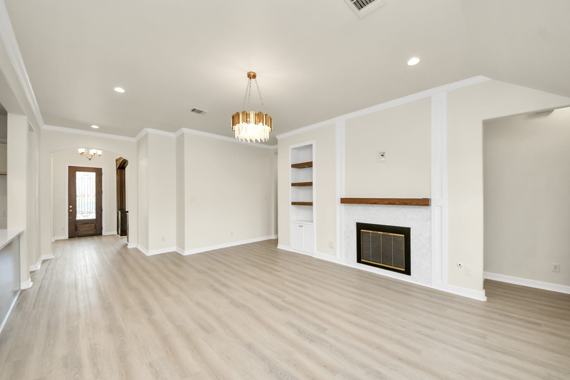 139 Round Lake Drive, Rosenberg, TX 77469 139 Round Lake Drive, Rosenberg, TX 77469