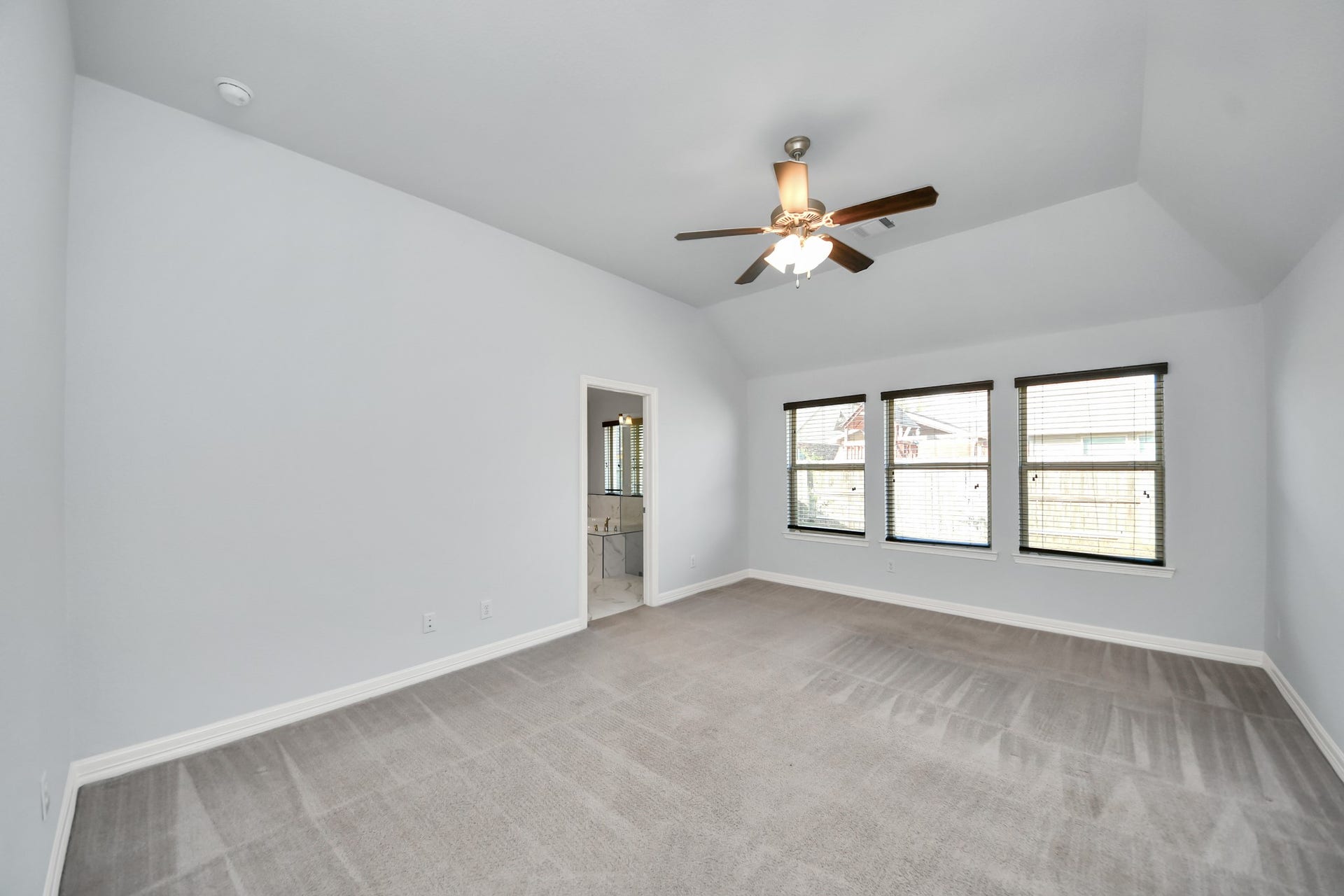139 Round Lake Drive, Rosenberg, TX 77469 139 Round Lake Drive, Rosenberg, TX 77469