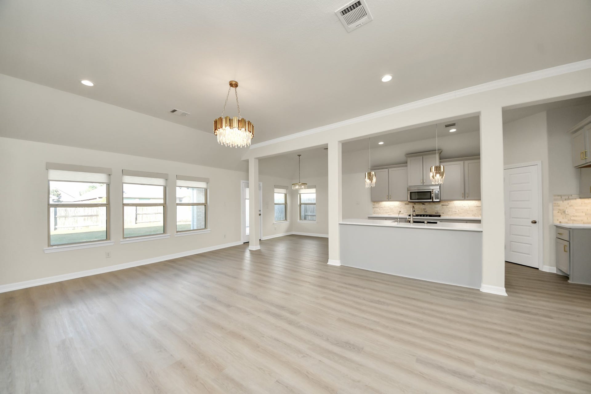 139 Round Lake Drive, Rosenberg, TX 77469 139 Round Lake Drive, Rosenberg, TX 77469