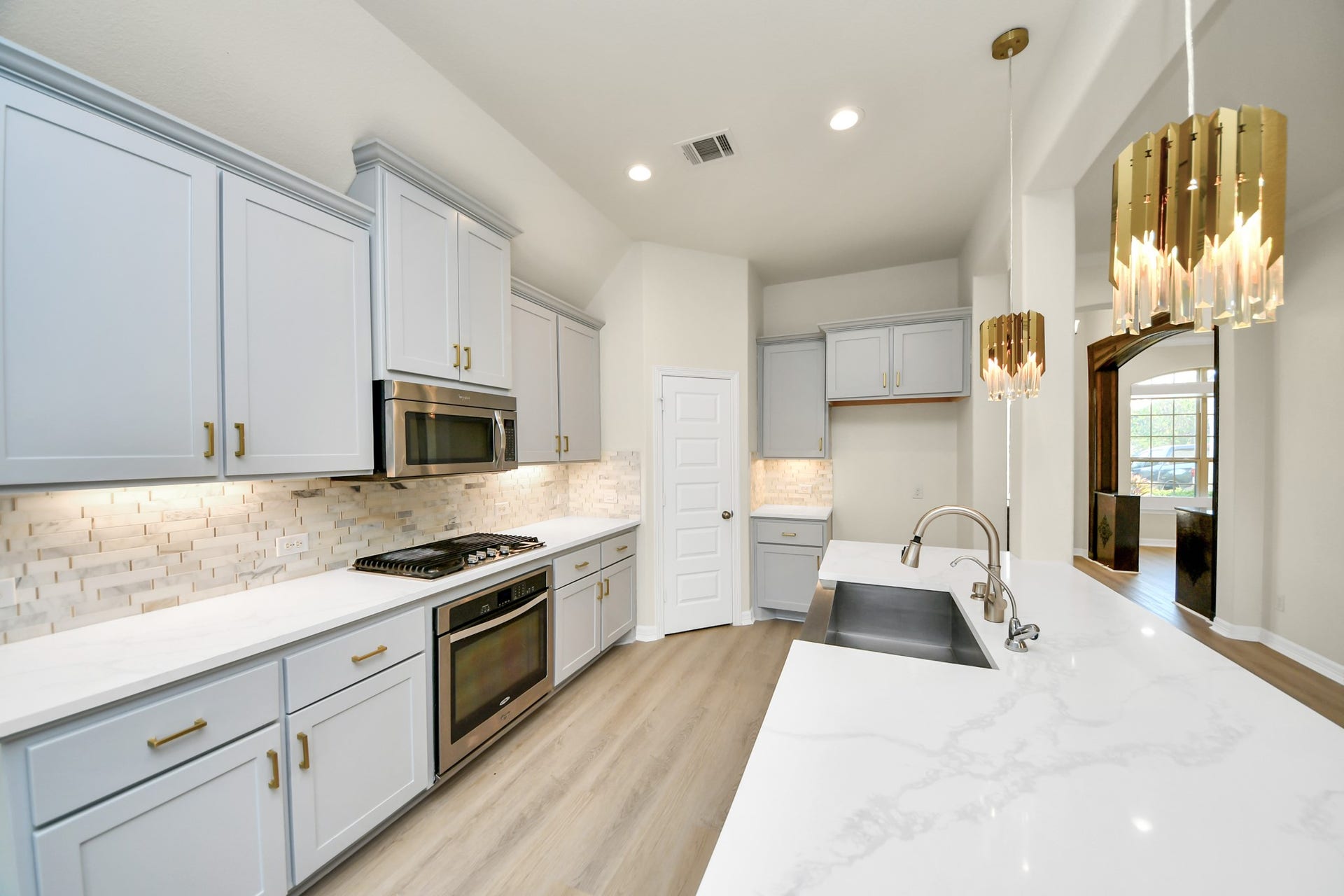 139 Round Lake Drive, Rosenberg, TX 77469 139 Round Lake Drive, Rosenberg, TX 77469