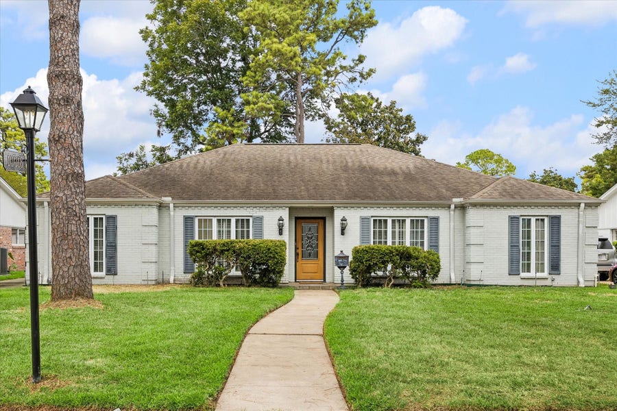Property photo for 10018 Overbrook Lane, Houston, TX