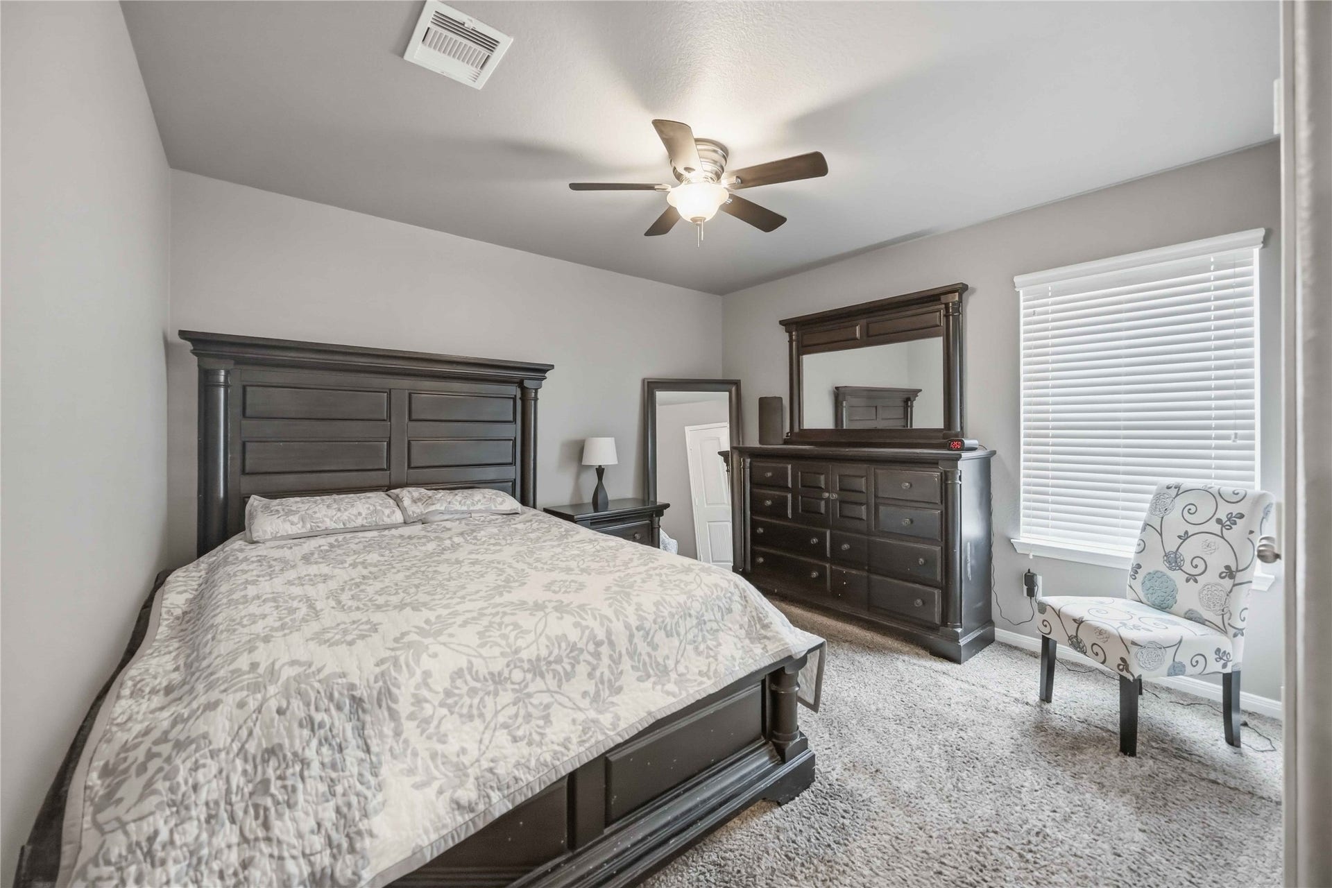 712 Rim Water Drive, Alvin, TX 77511 712 Rim Water Drive, Alvin, TX 77511