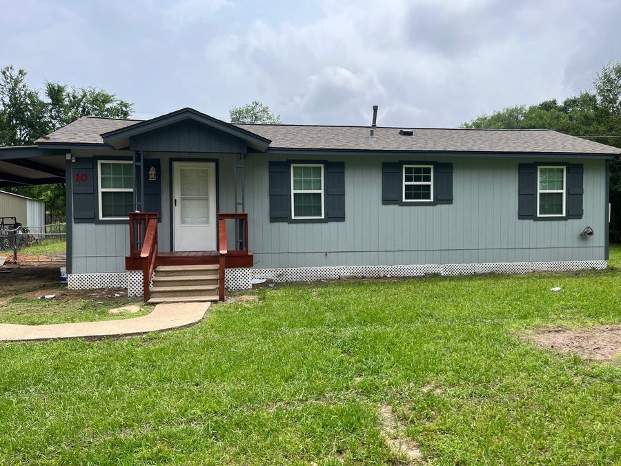 Property photo for 10 E Watson Street, Willis, TX