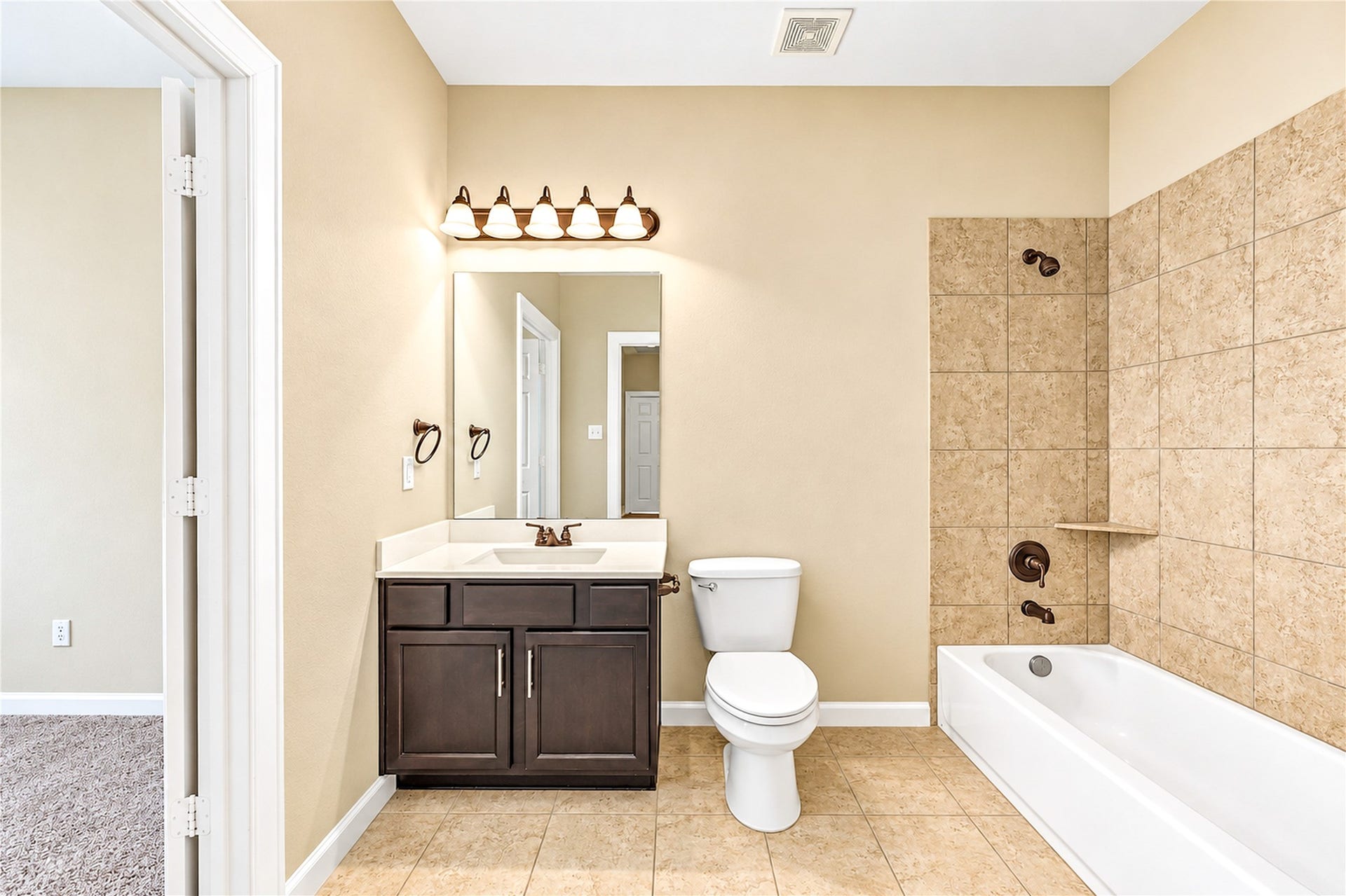 228 Country Crossing Circle, Magnolia, TX 77354