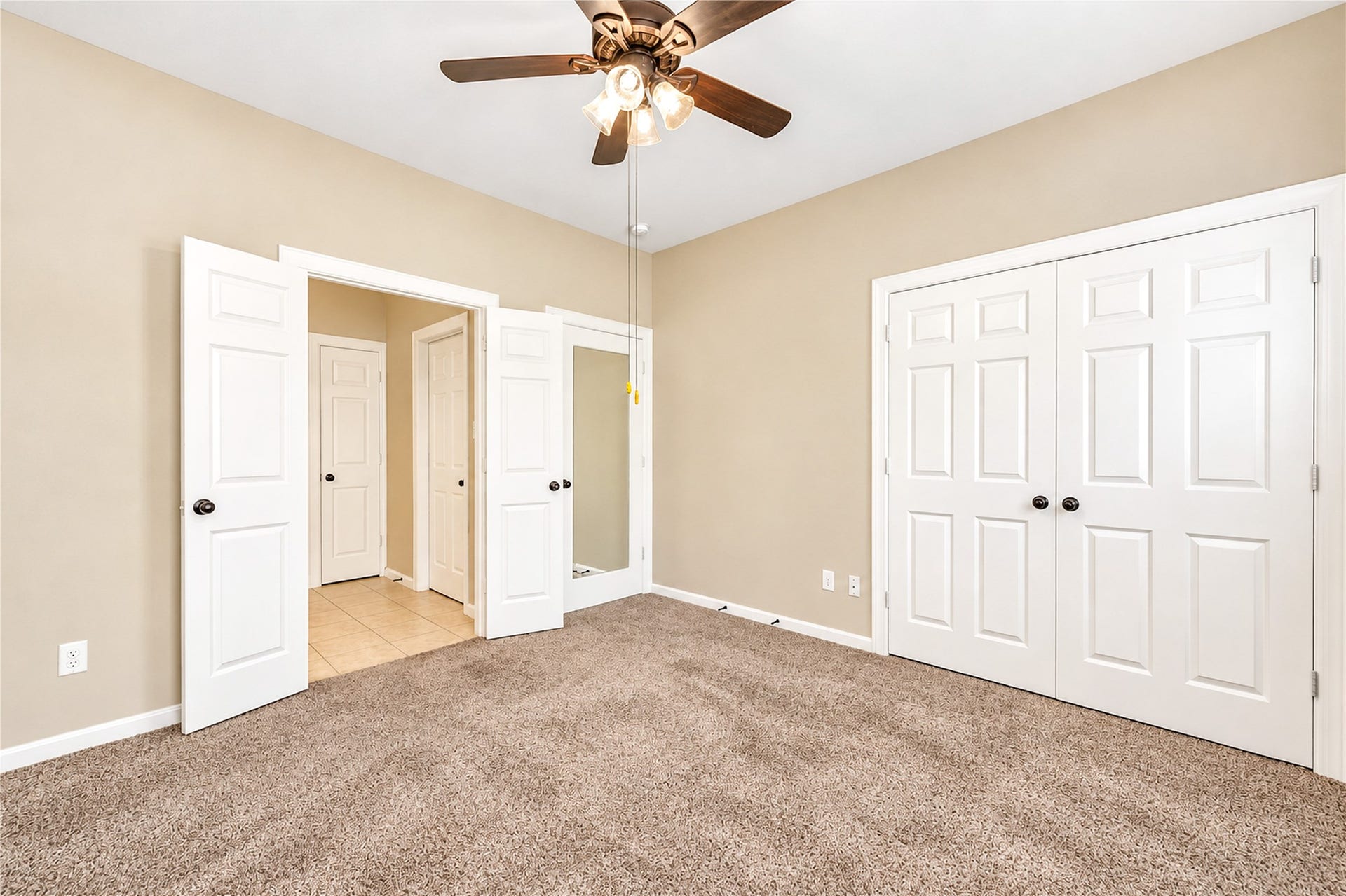 228 Country Crossing Circle, Magnolia, TX 77354