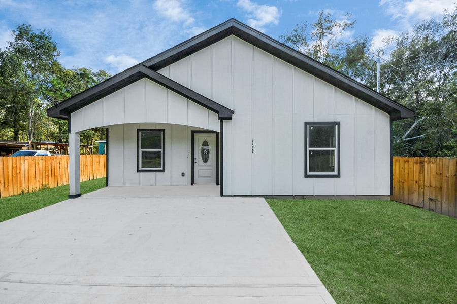 Property photo for 27090 Diamond C Road, Splendora, TX