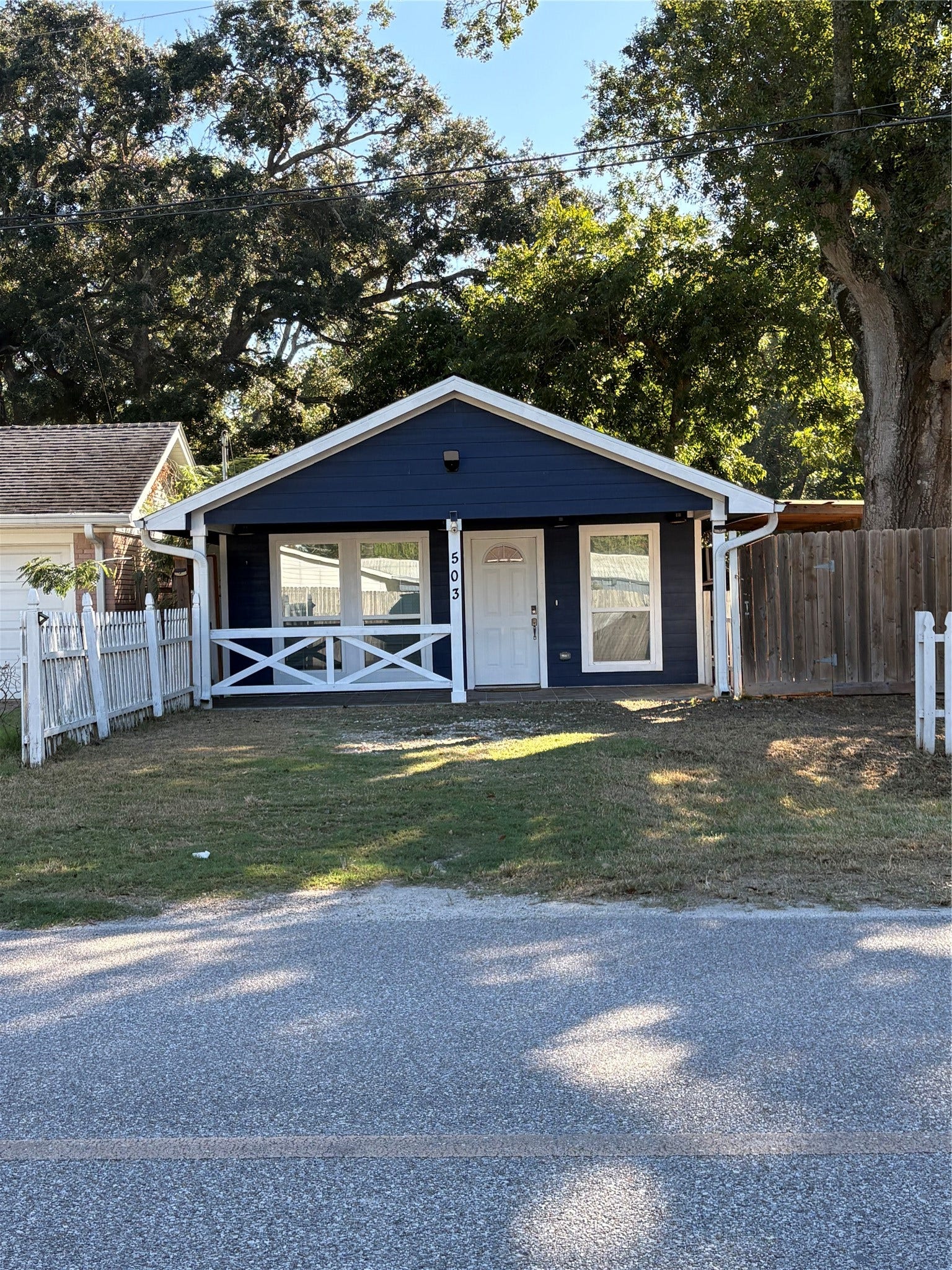 503 S Jack Street, #B, Alvin, TX 77511 503 S Jack Street, #B, Alvin, TX 77511