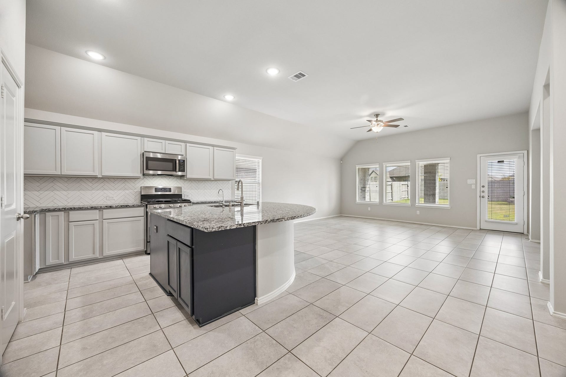 4731 Crest Hill Dr, Manvel, TX 77578 4731 Crest Hill Dr, Manvel, TX 77578